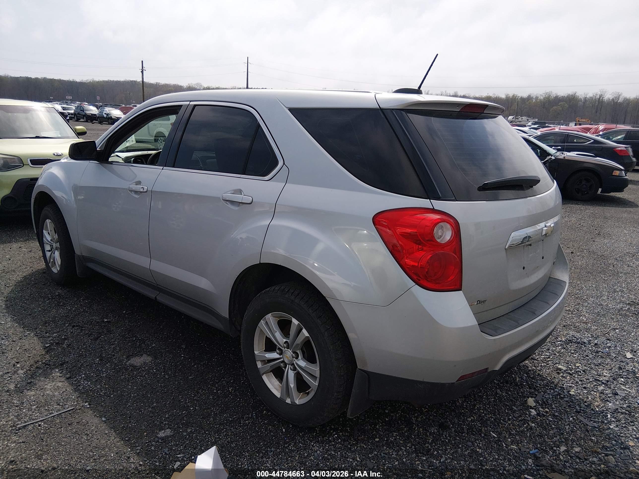 CHEVROLET EQUINOX image 3