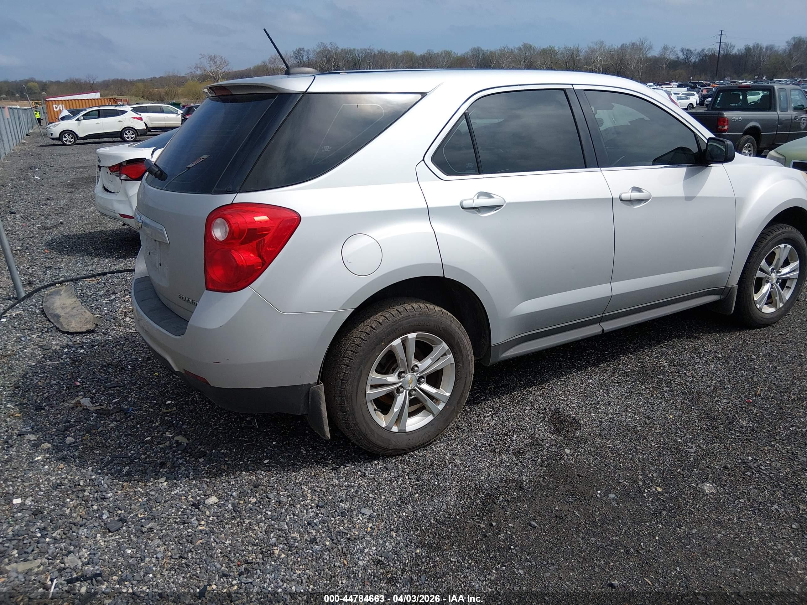 CHEVROLET EQUINOX image 4