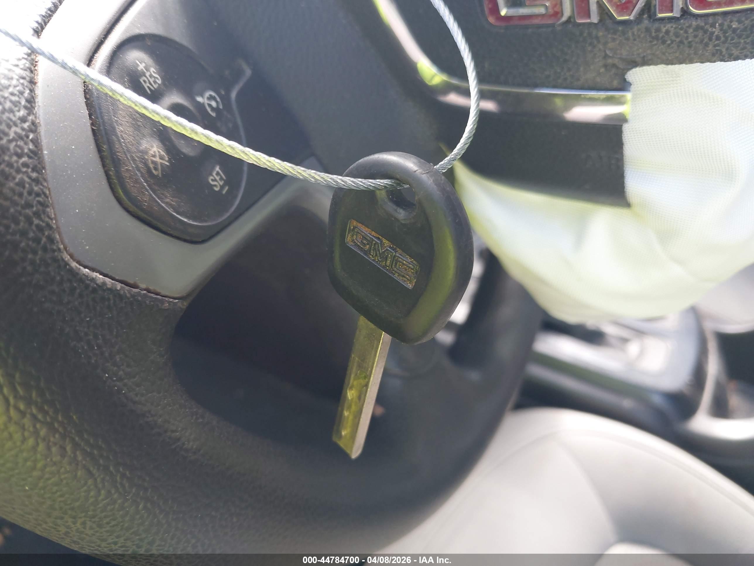 GMC CANYON image 11