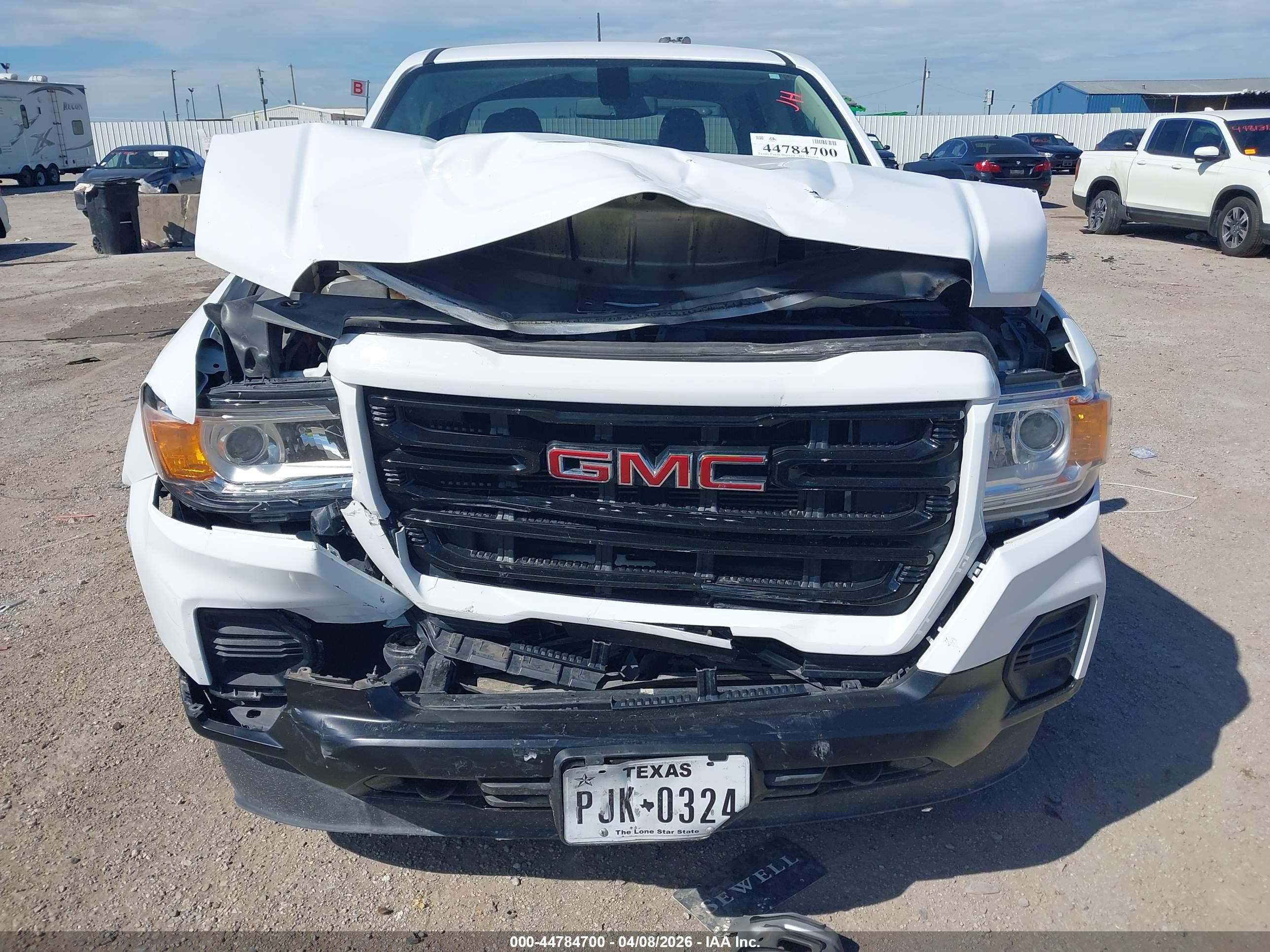 GMC CANYON image 6