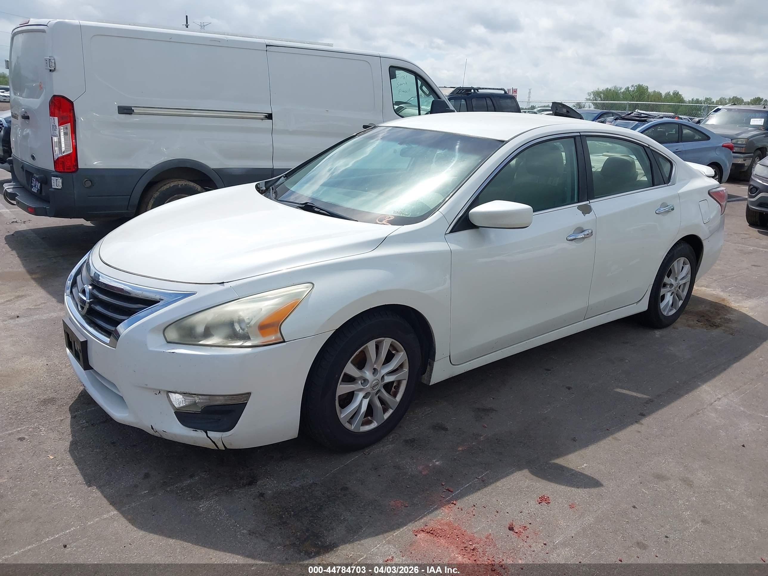NISSAN ALTIMA image 2