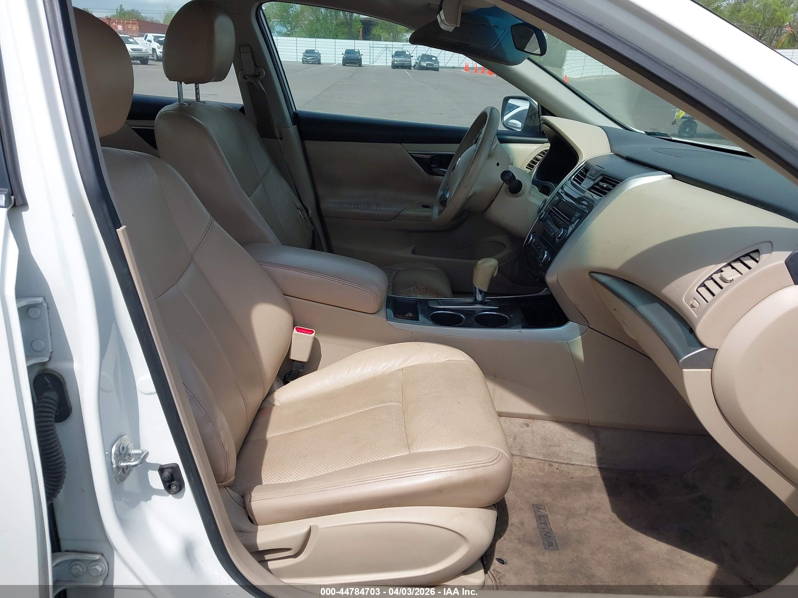 NISSAN ALTIMA image 5