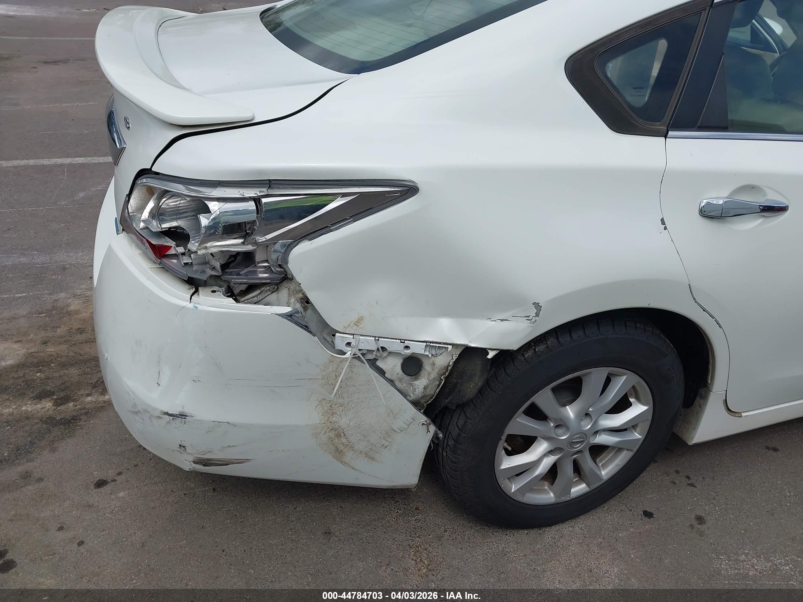 NISSAN ALTIMA image 6