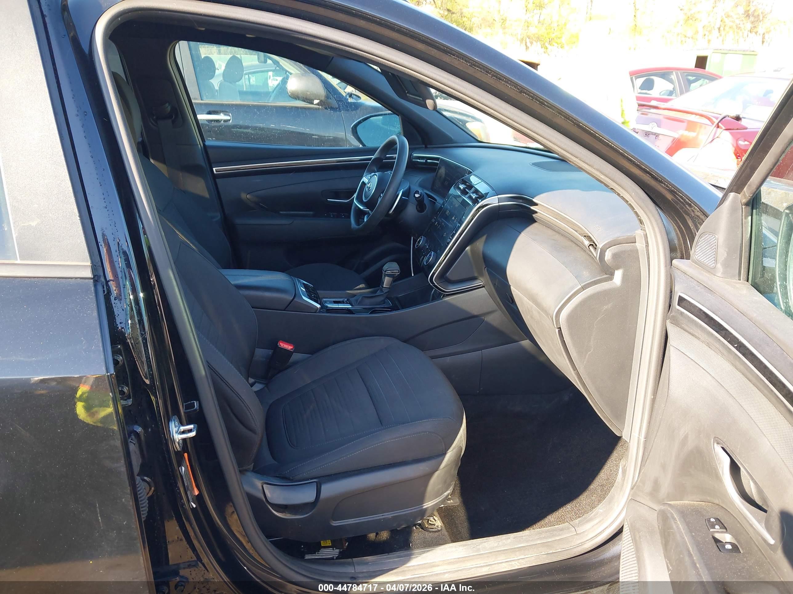HYUNDAI SANTA image 5
