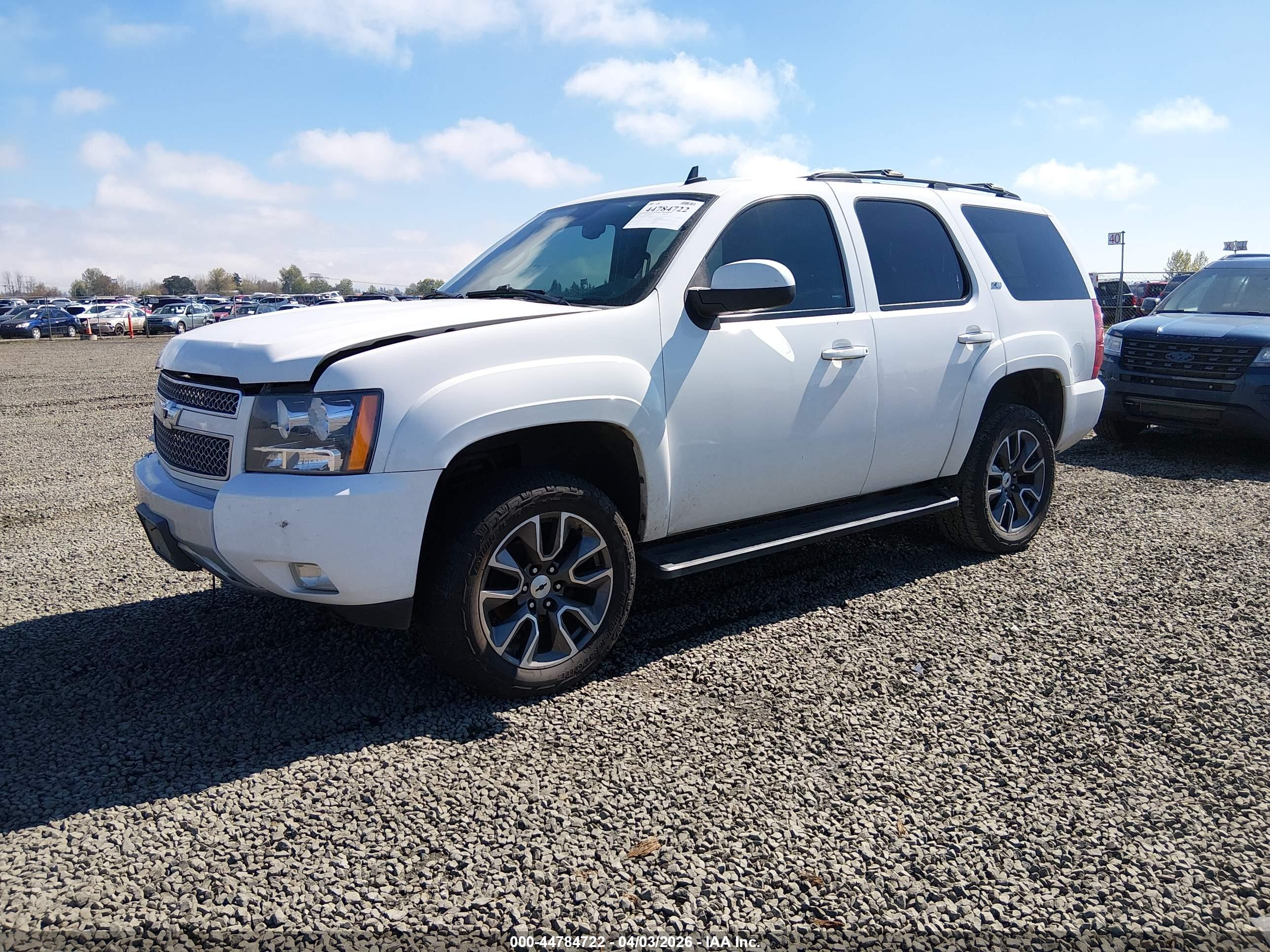 CHEVROLET TAHOE image 2