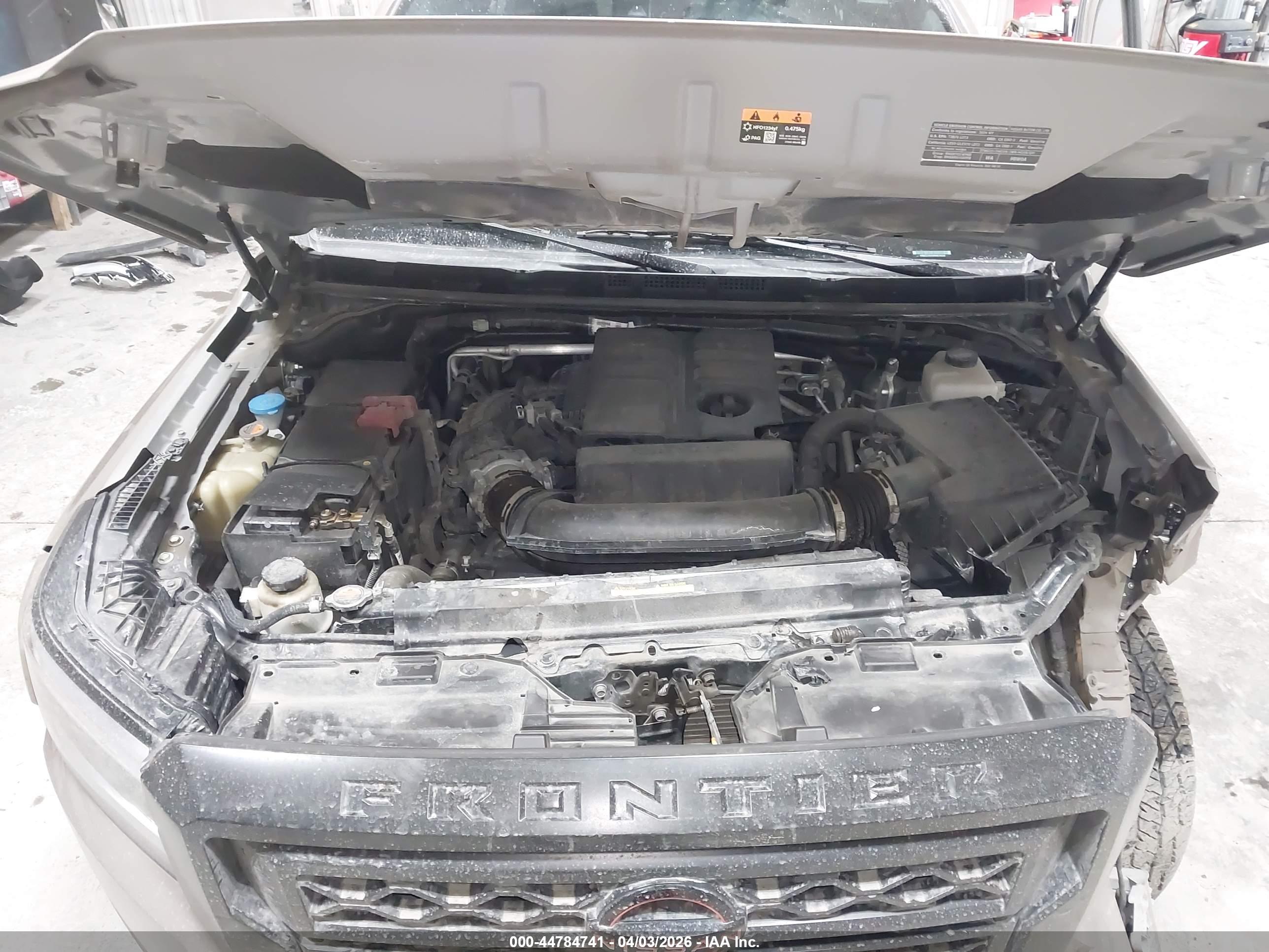 NISSAN FRONTIER image 10