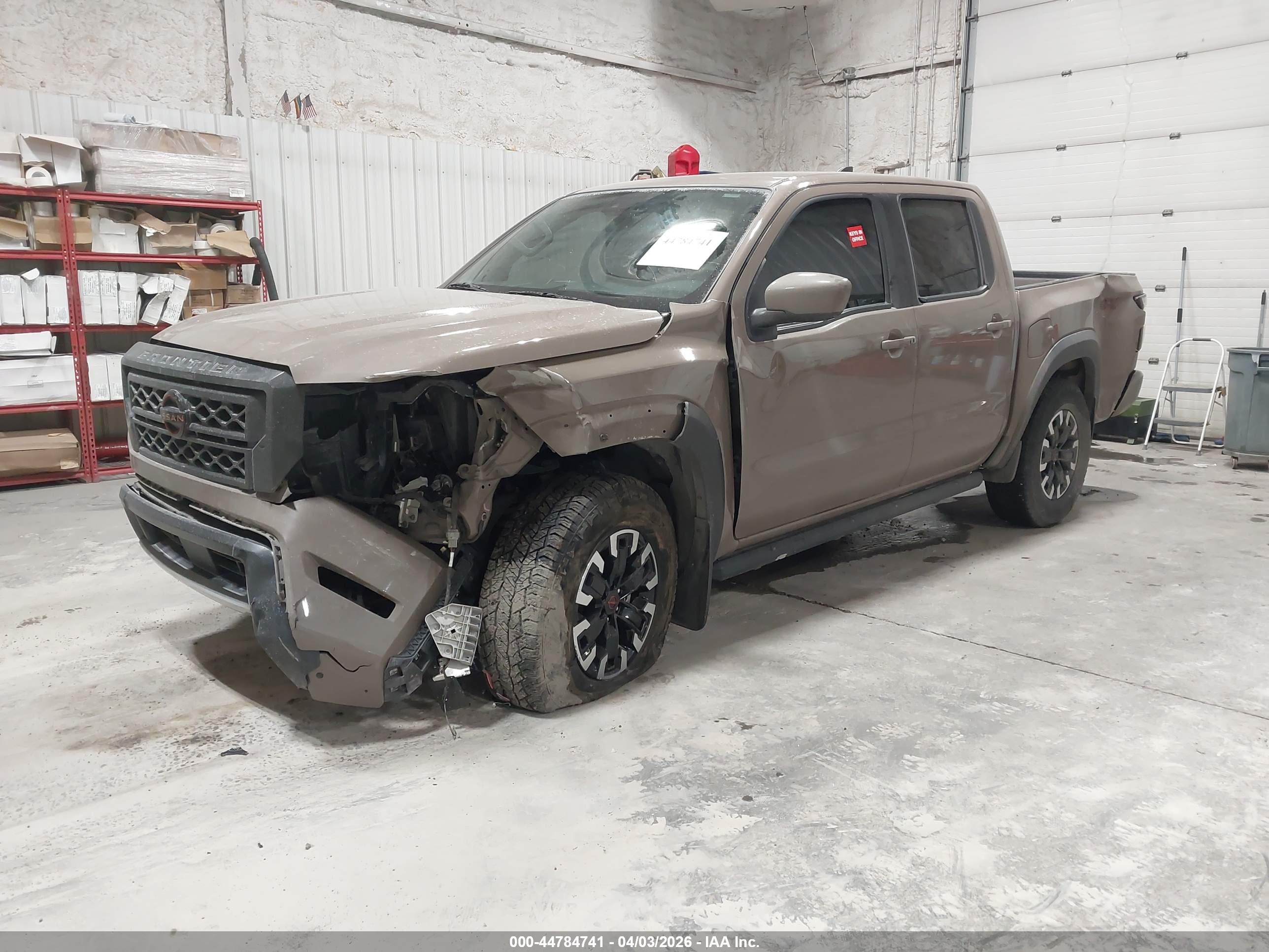 NISSAN FRONTIER image 2