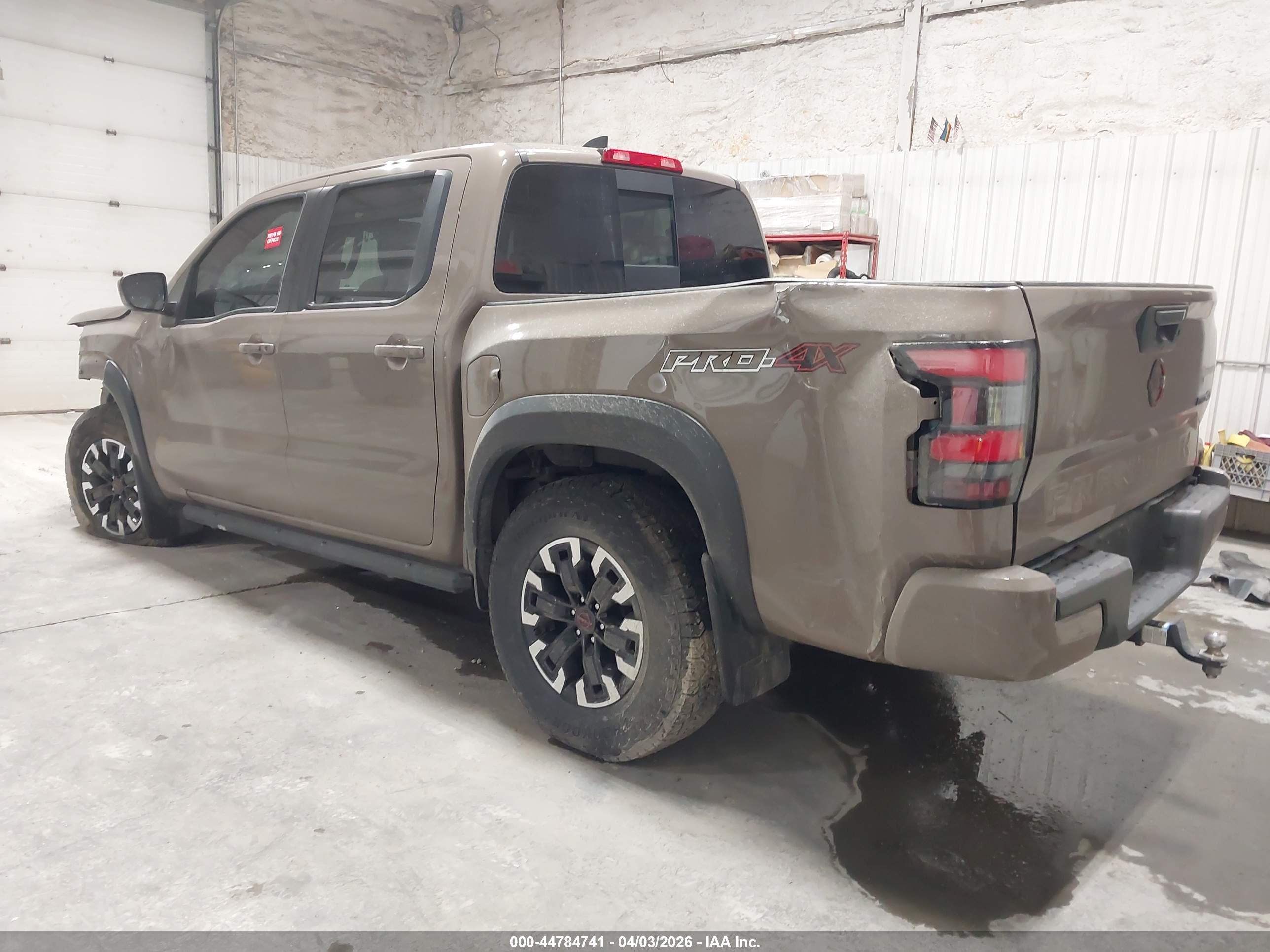 NISSAN FRONTIER image 3