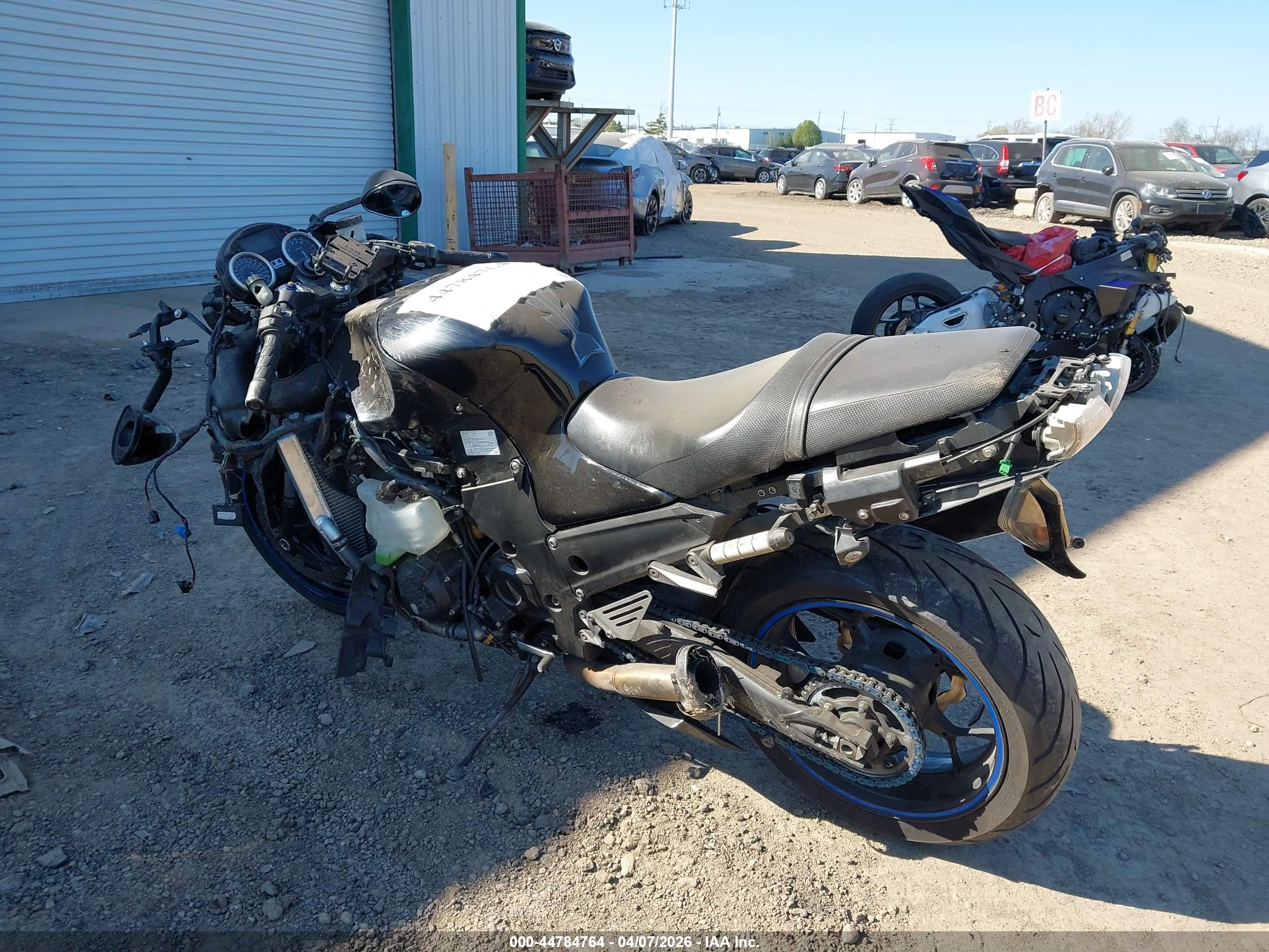 KAWASAKI ZX1400 image 3