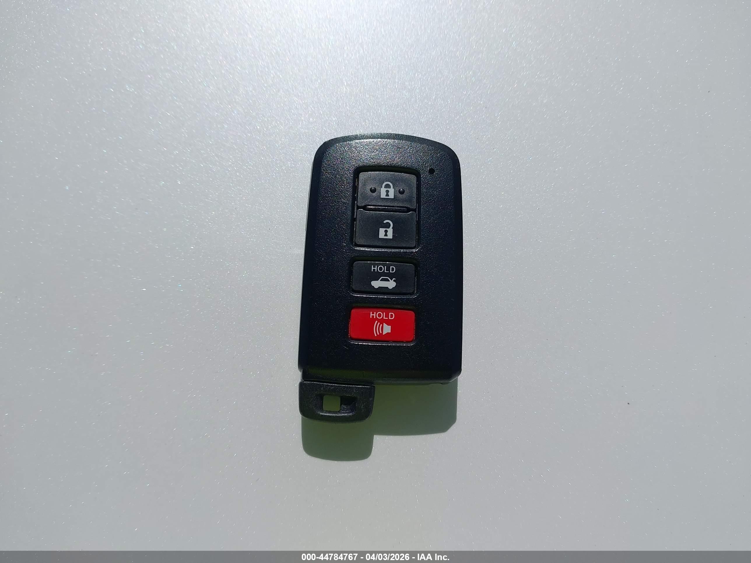 TOYOTA CAMRY image 11