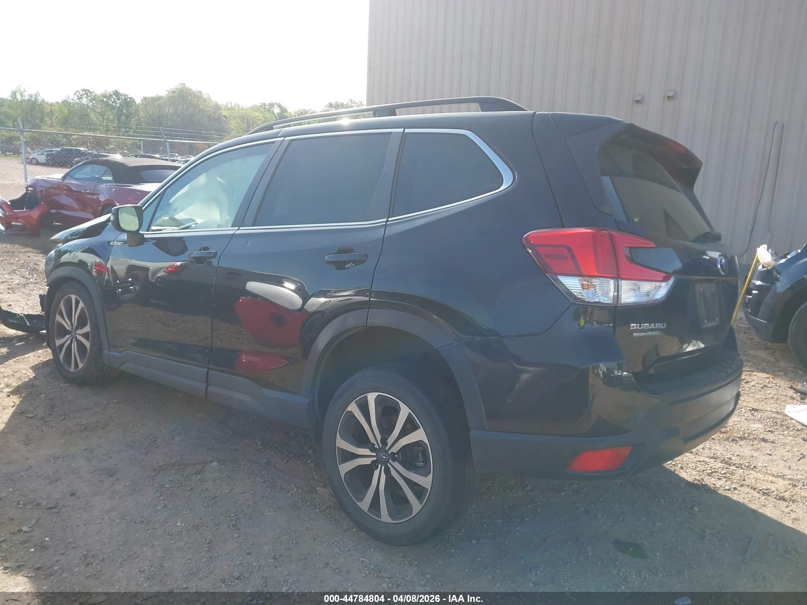 SUBARU FORESTER image 3