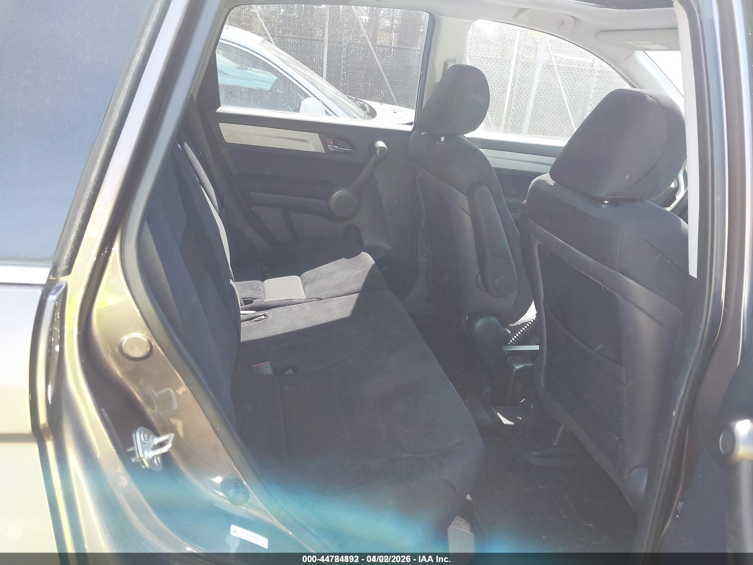 HONDA CR-V image 8