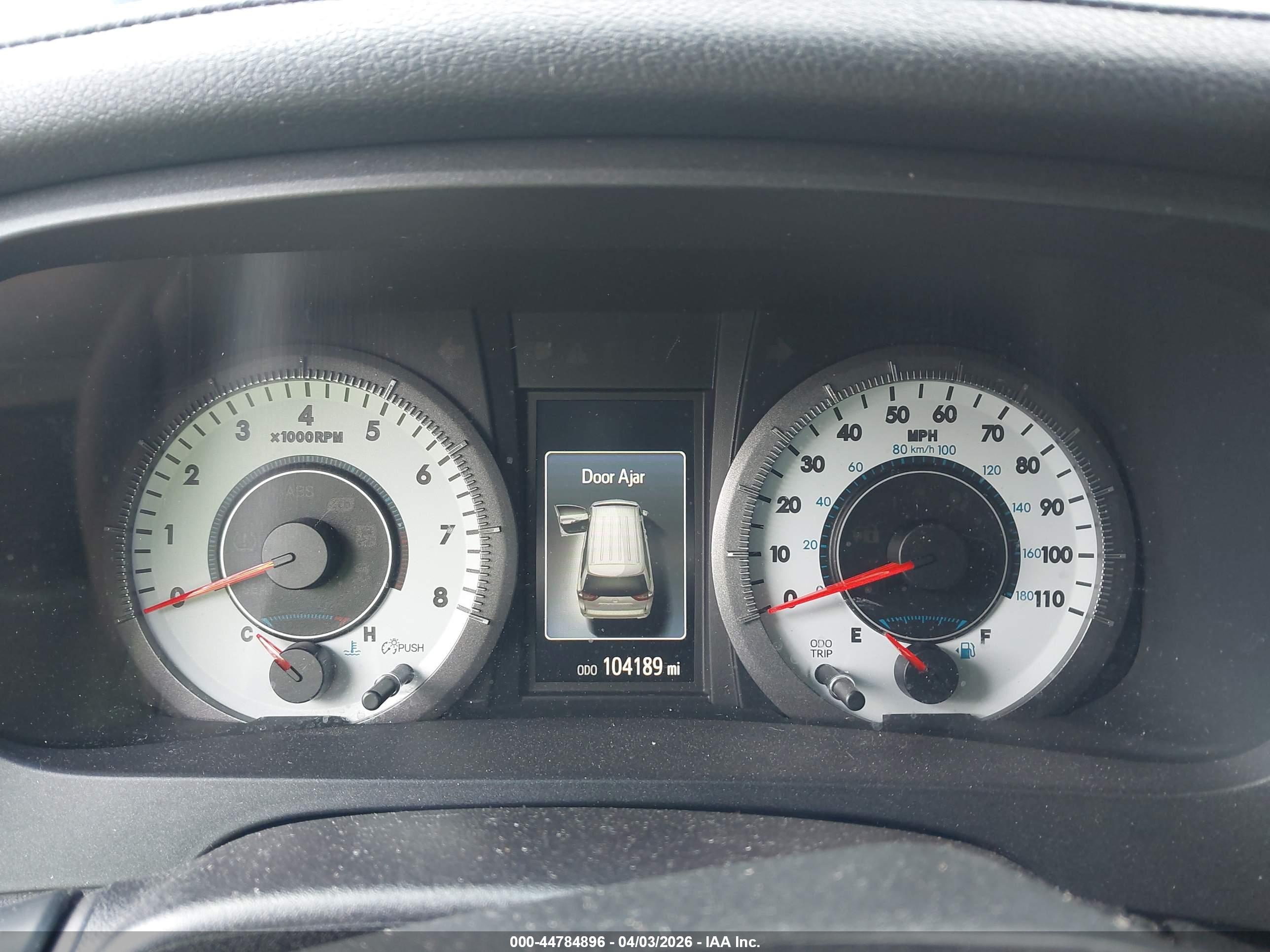 TOYOTA SIENNA image 7