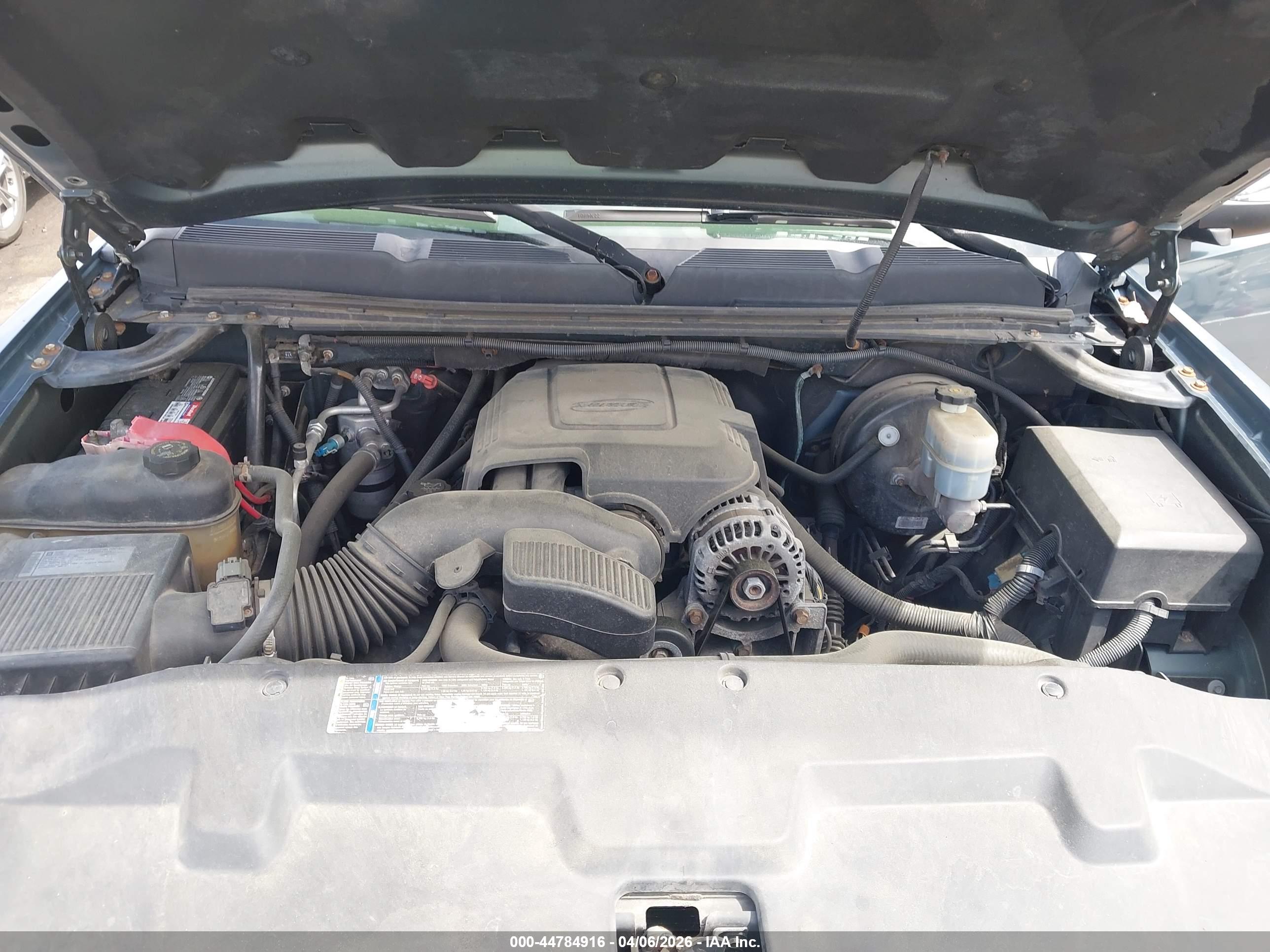 CHEVROLET SILVERADO image 10