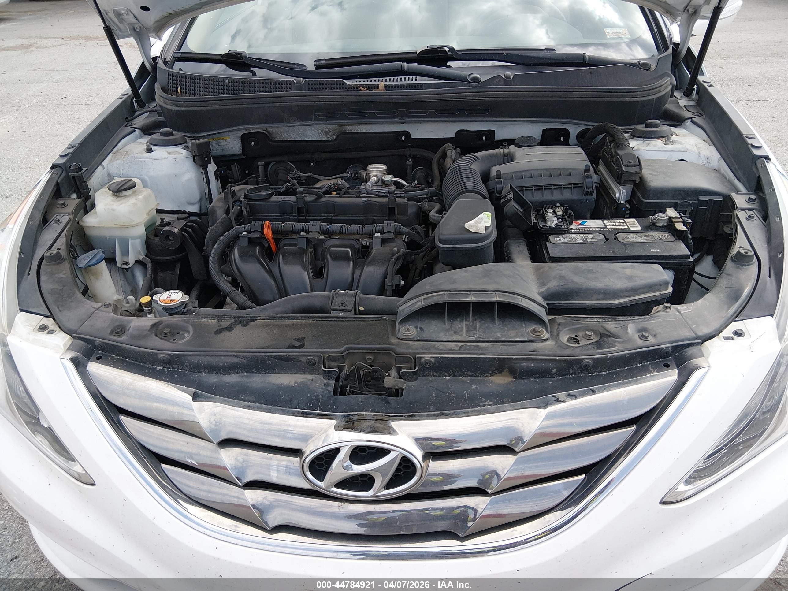 HYUNDAI SONATA image 10