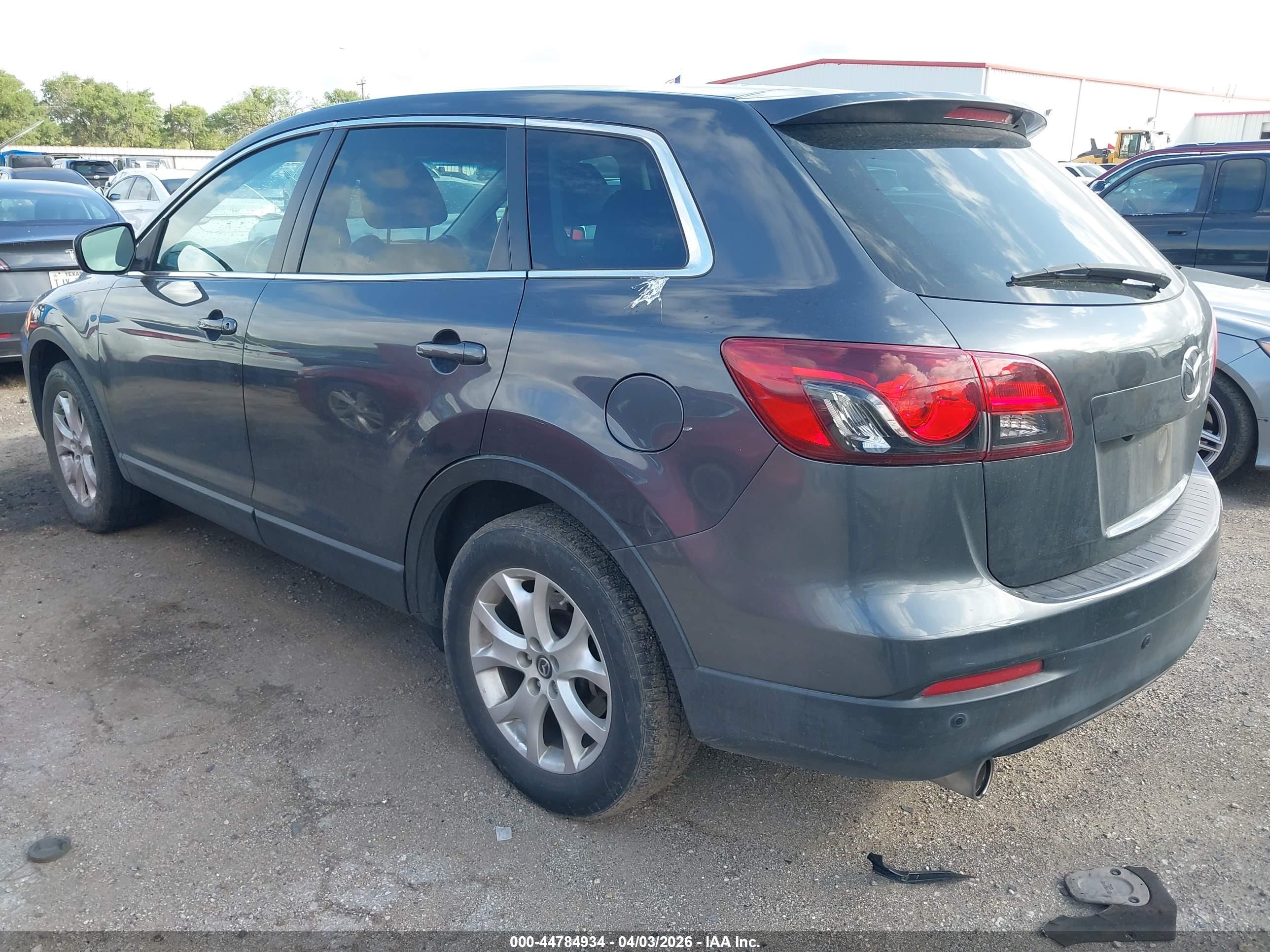 MAZDA CX-9 image 3