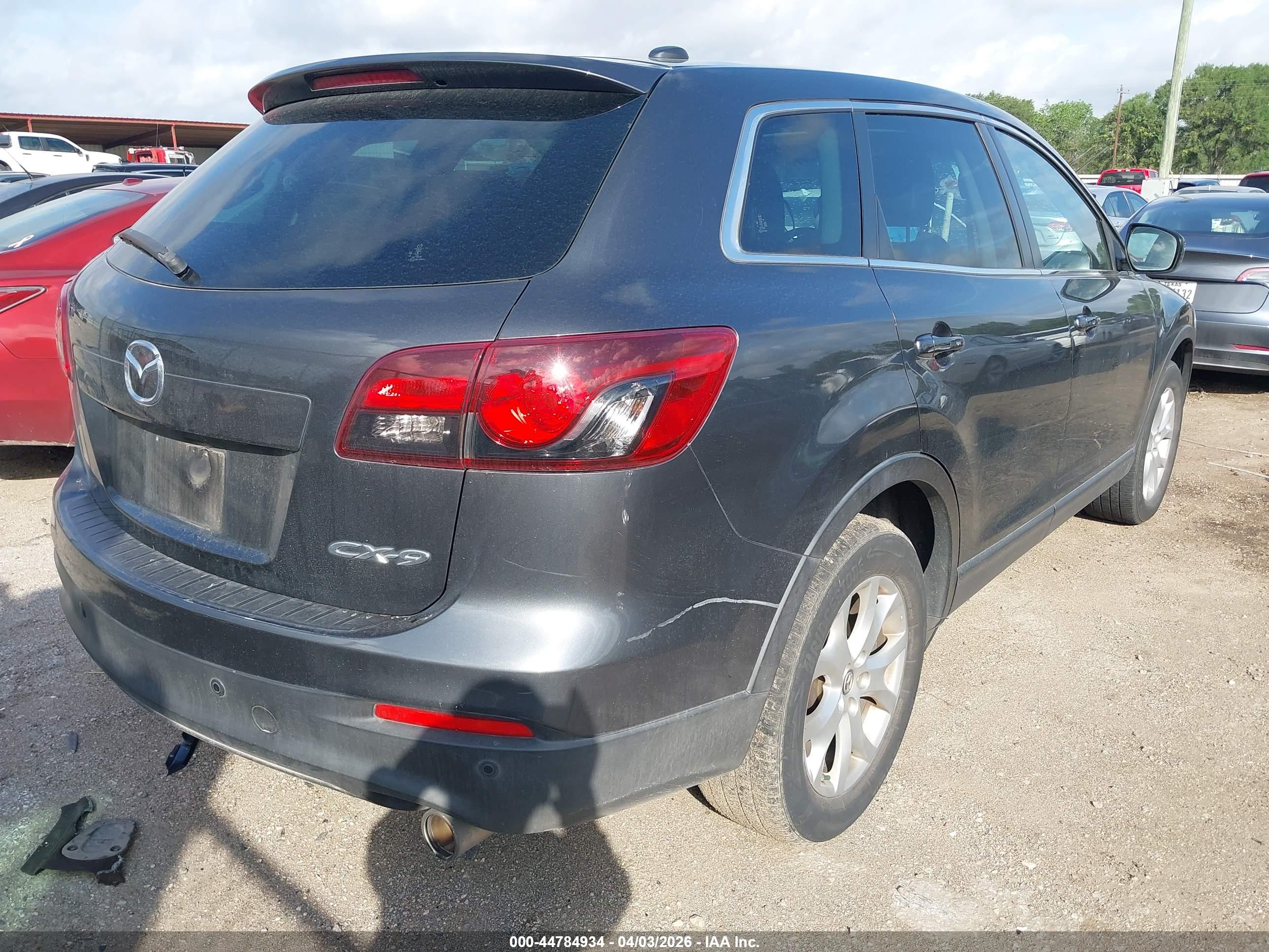MAZDA CX-9 image 4