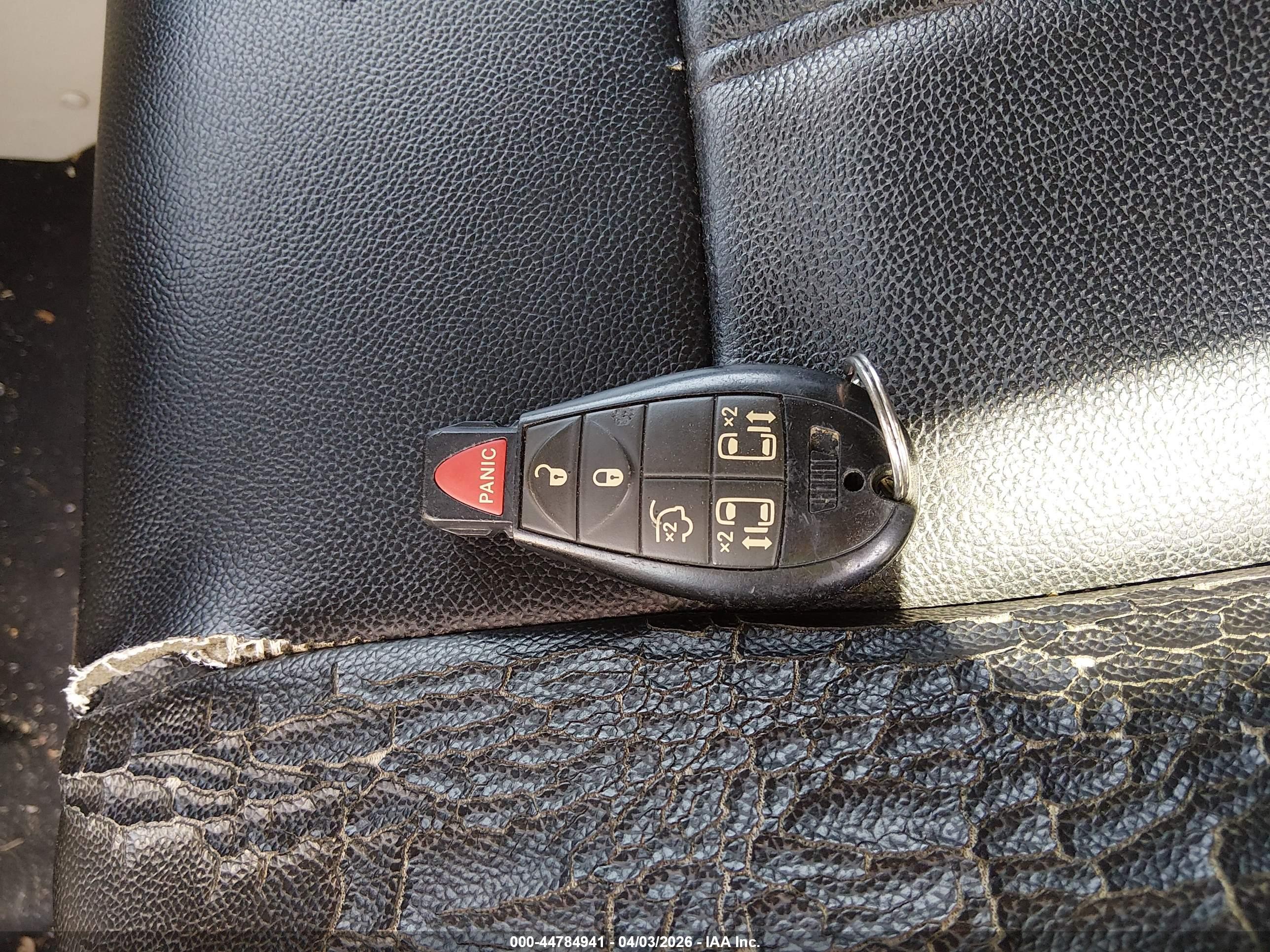 CHRYSLER TOWN image 11