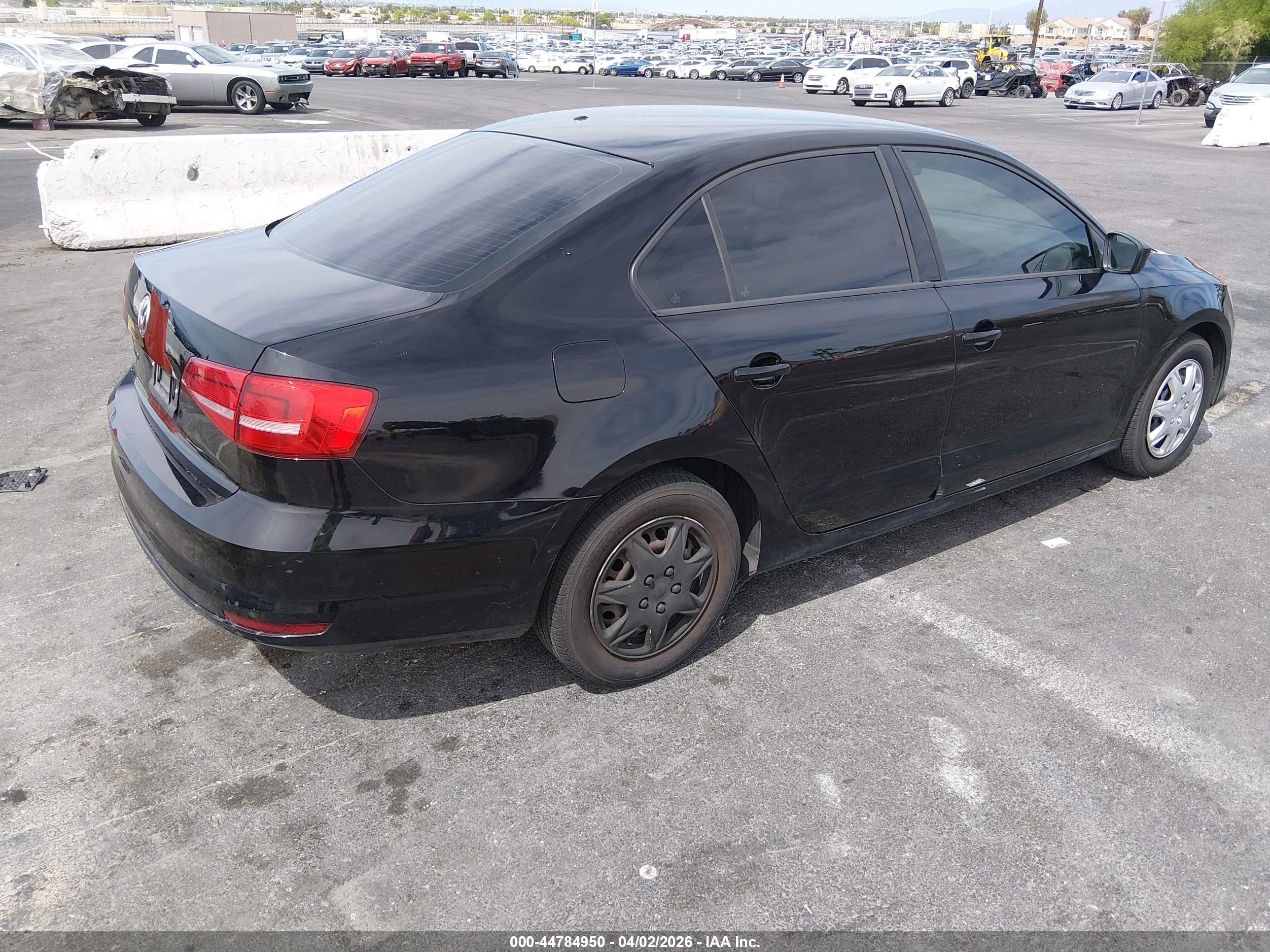 VOLKSWAGEN JETTA image 4