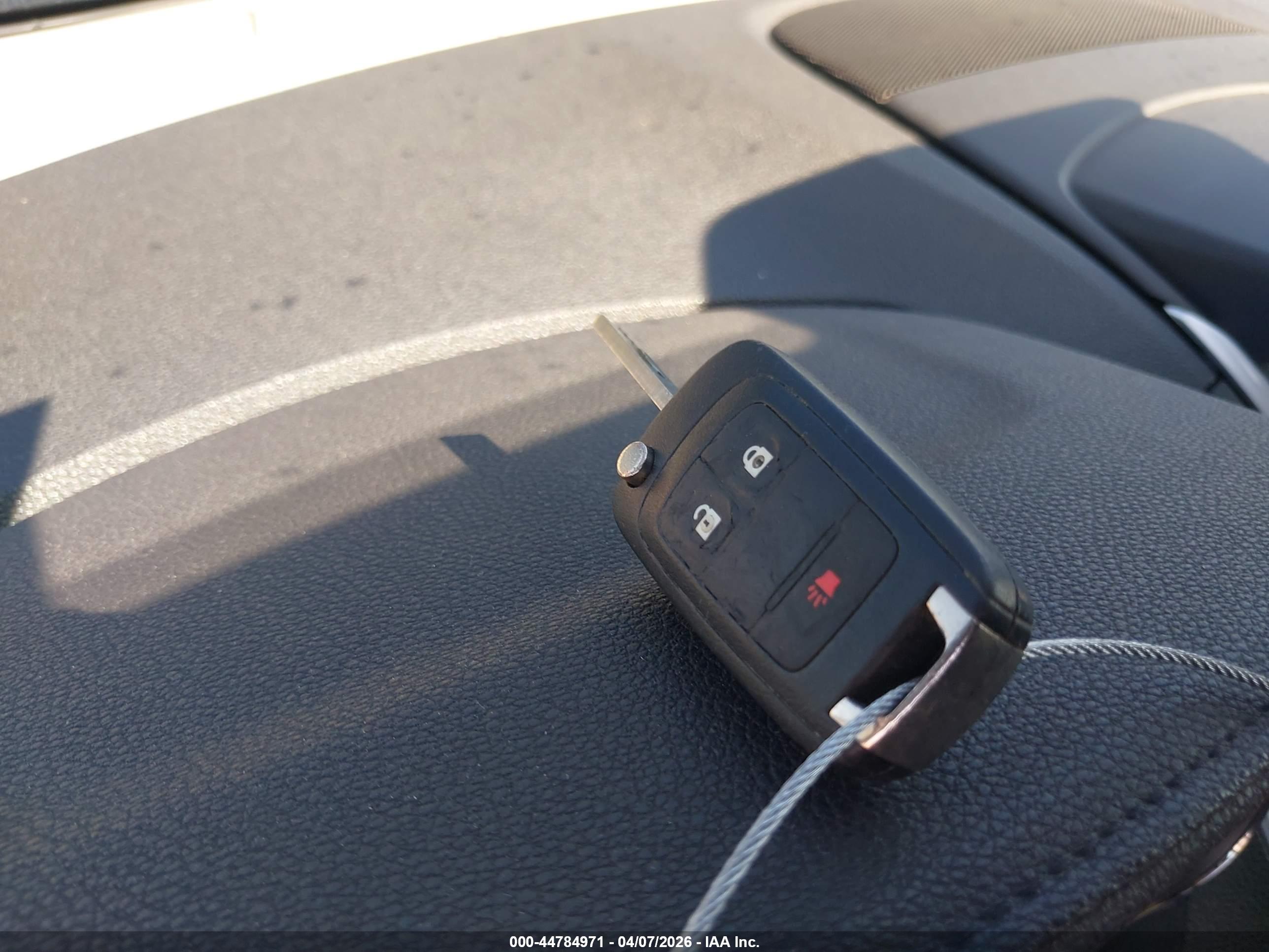 GMC TERRAIN image 11