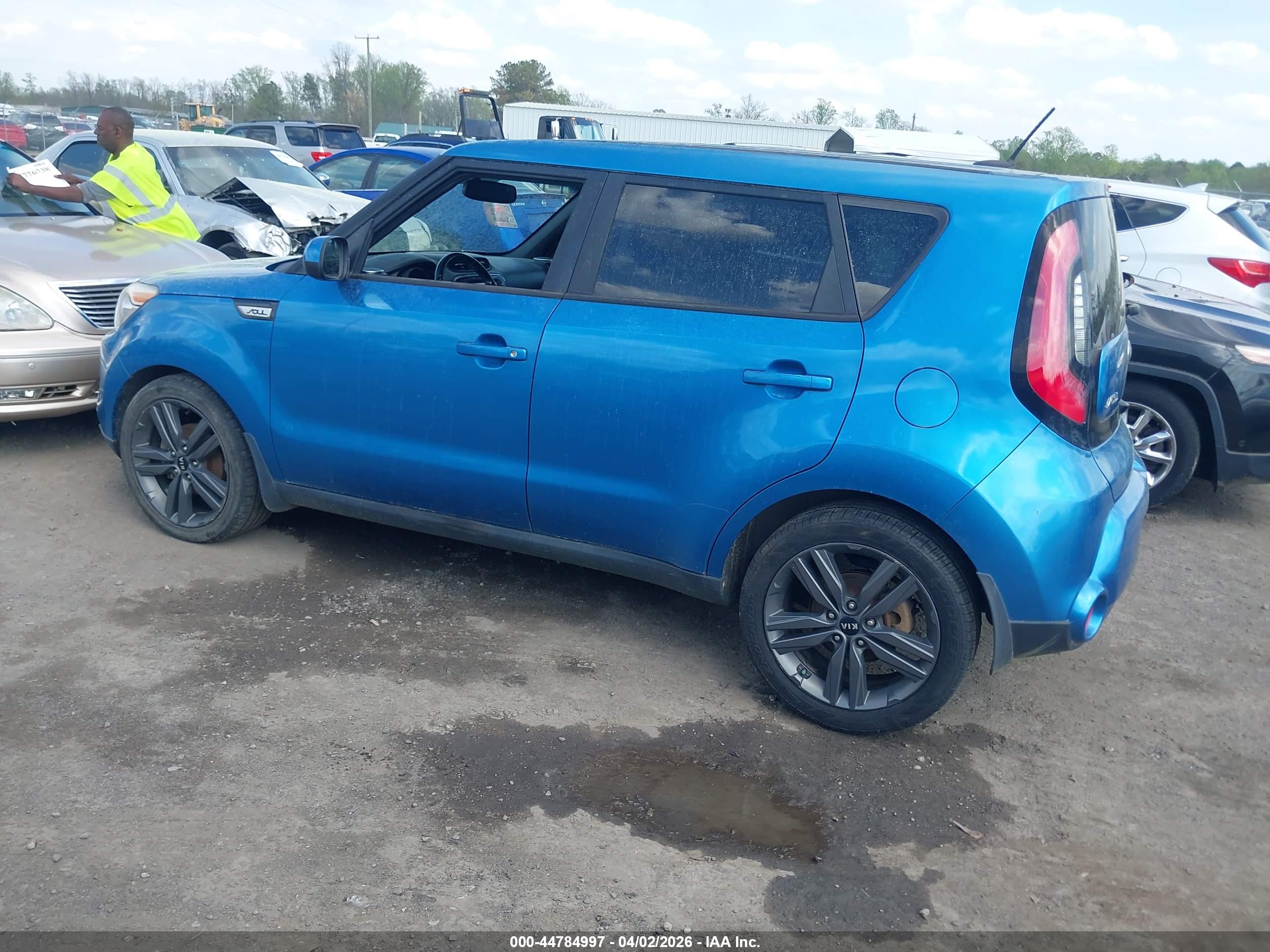 KIA SOUL image 3