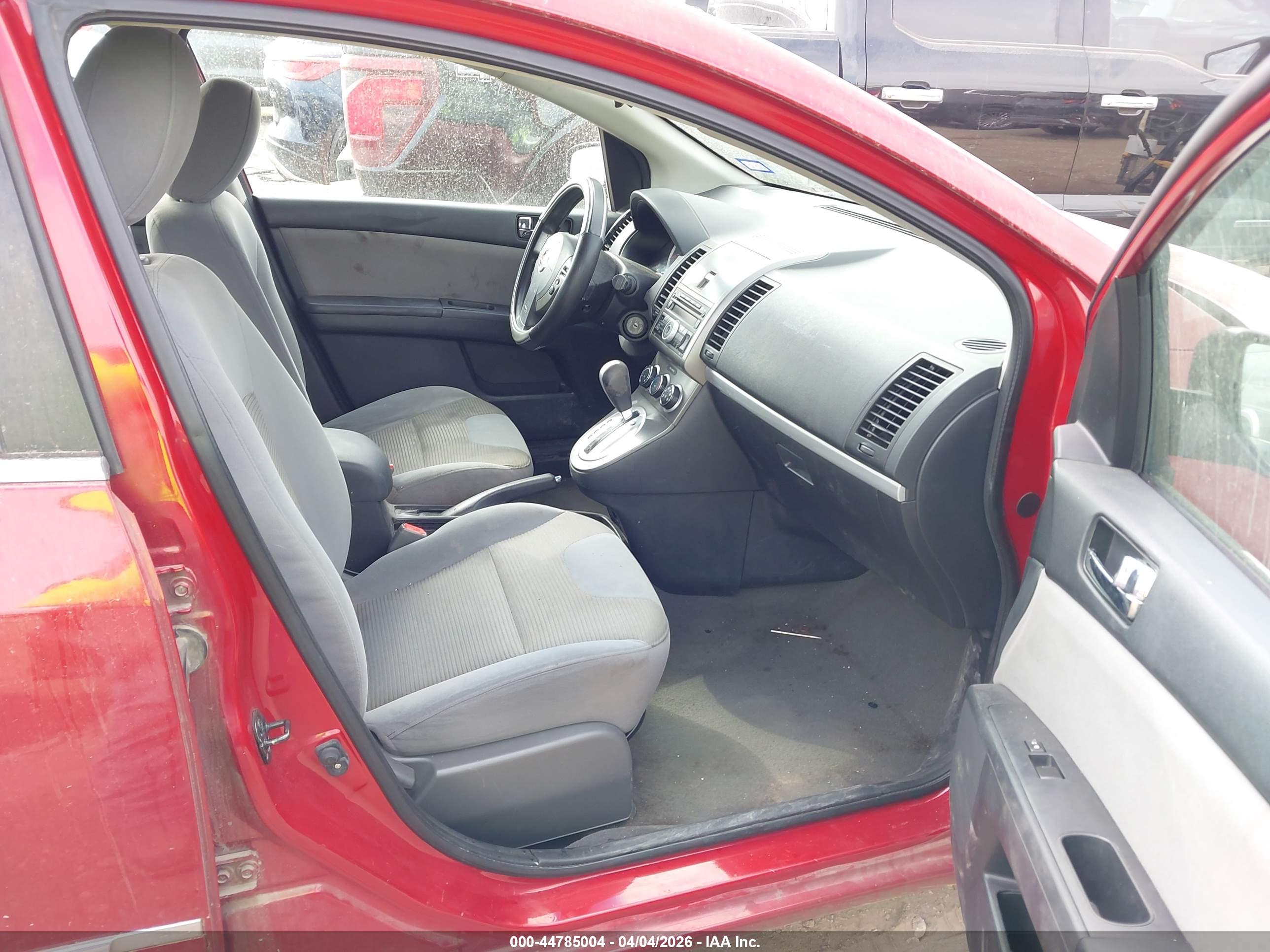 NISSAN SENTRA image 5