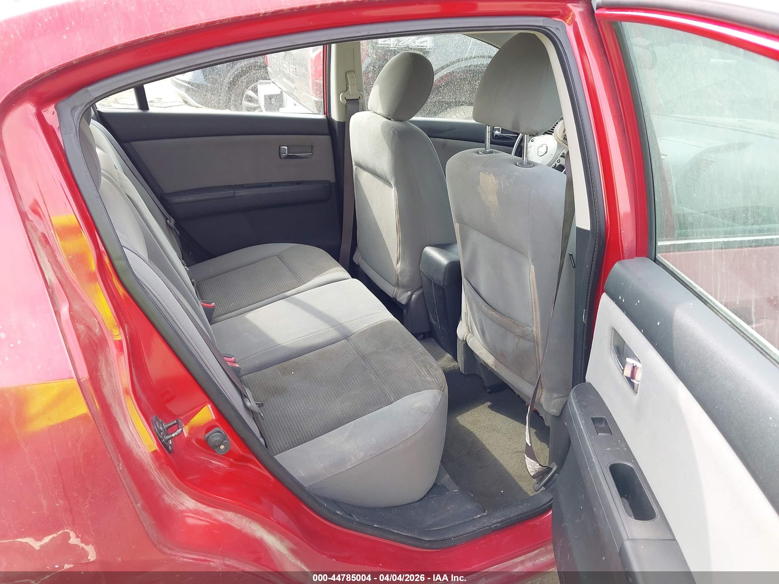 NISSAN SENTRA image 8