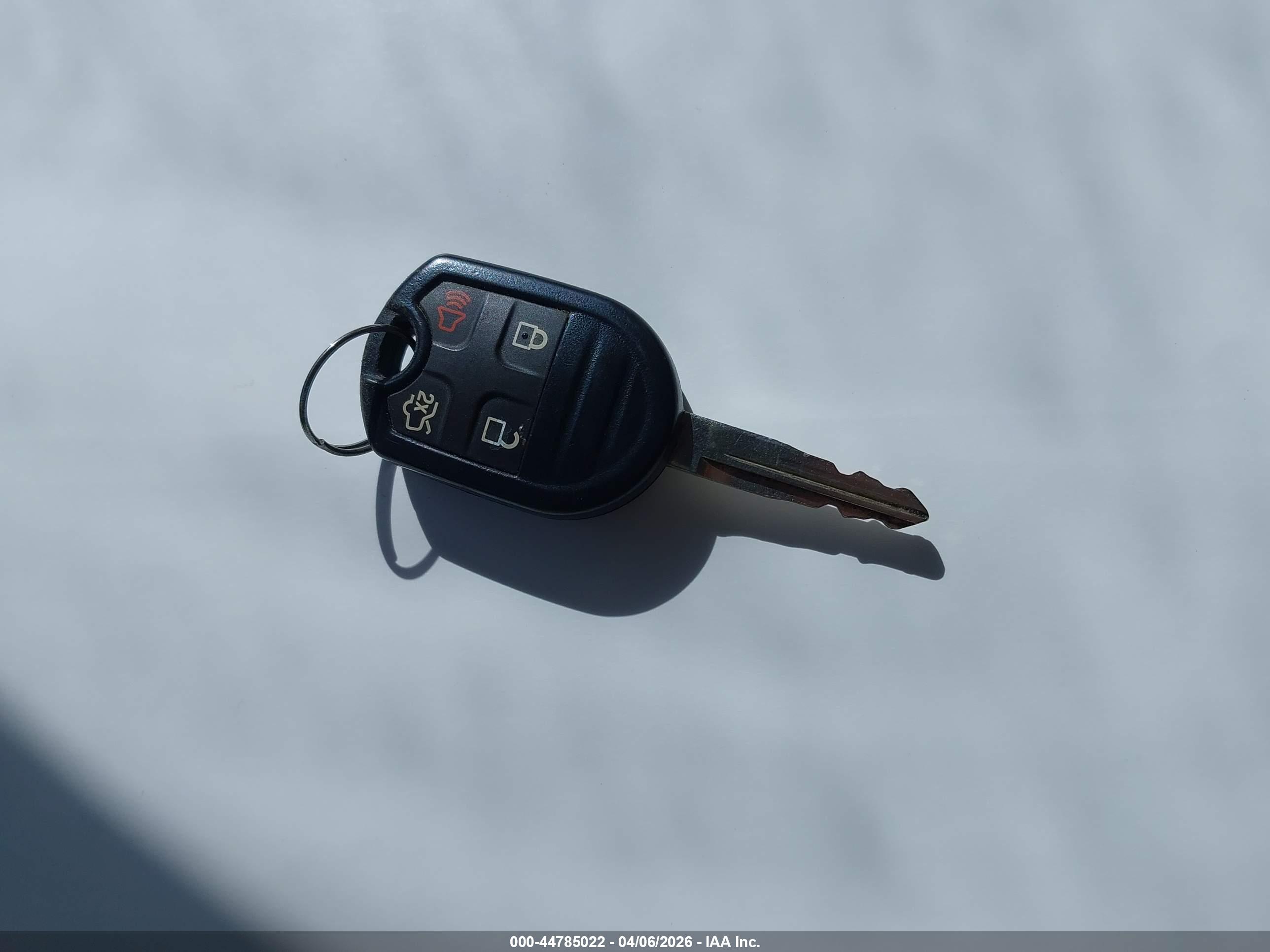 FORD ESCAPE image 11