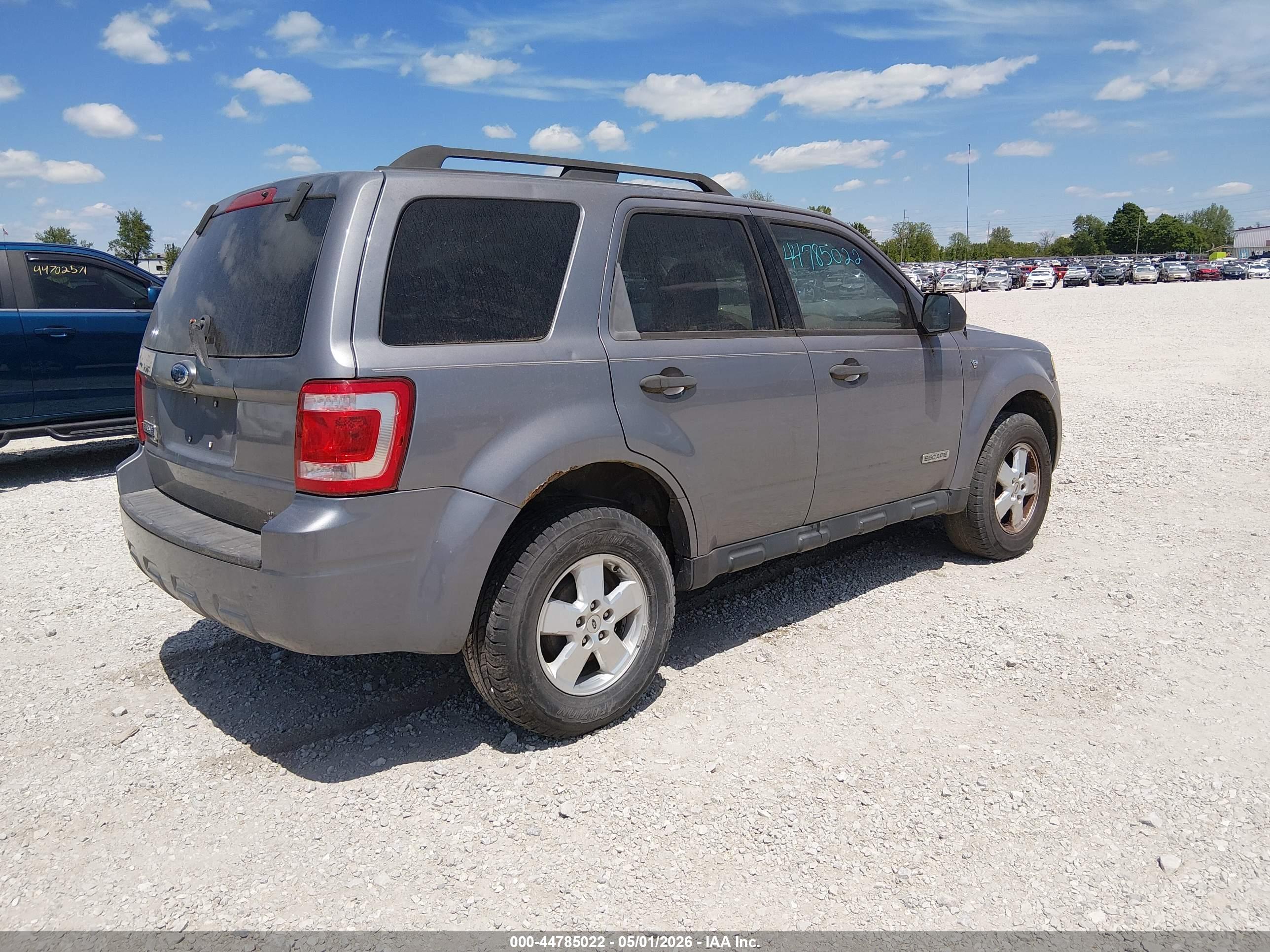 FORD ESCAPE image 4