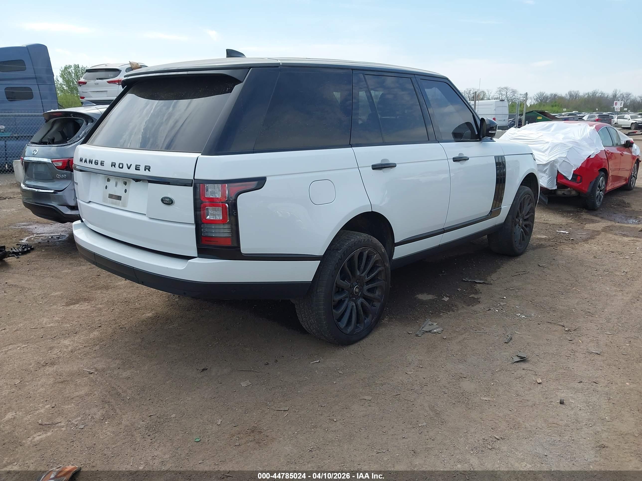 LAND ROVER image 4