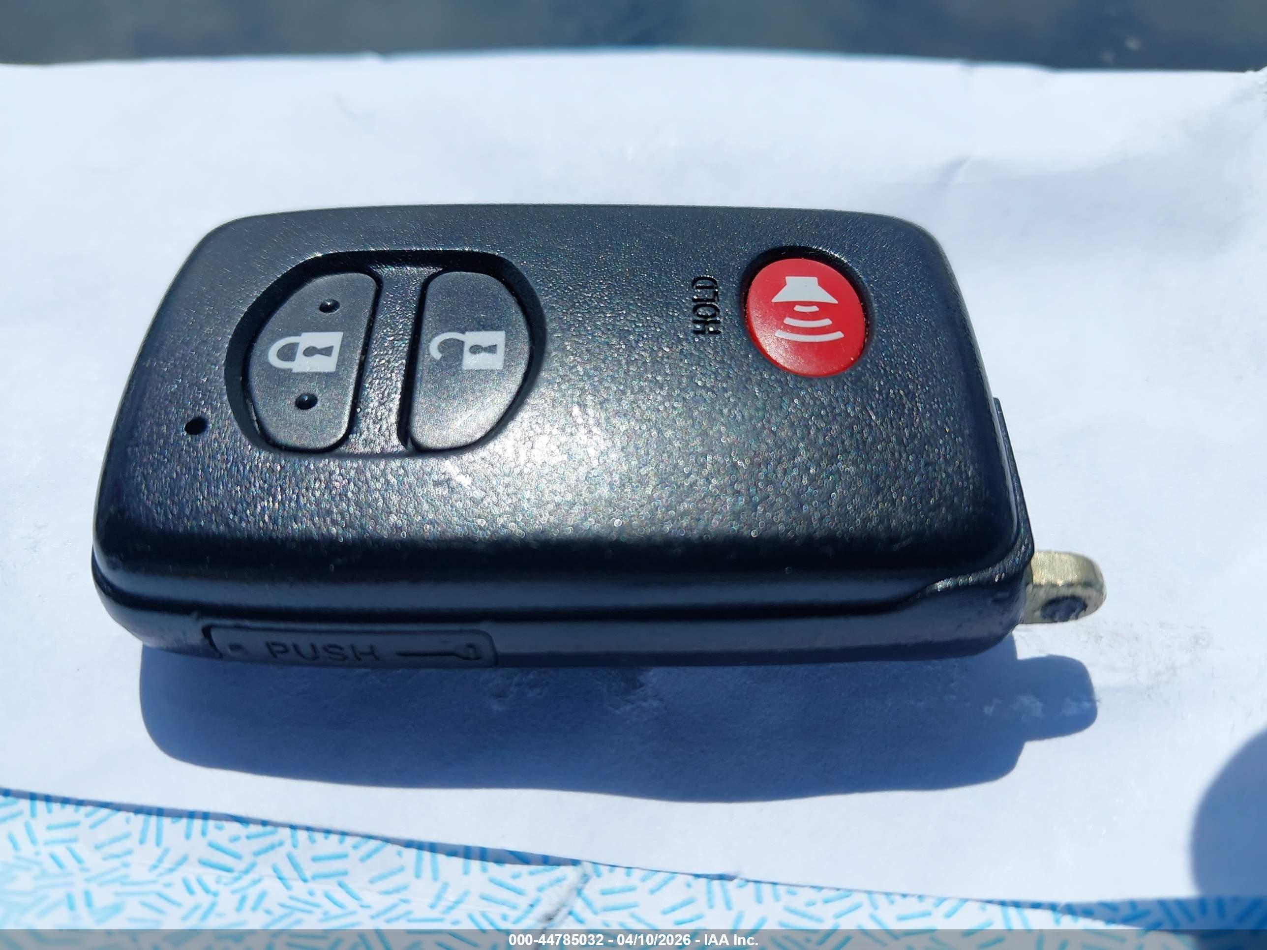 TOYOTA PRIUS image 11