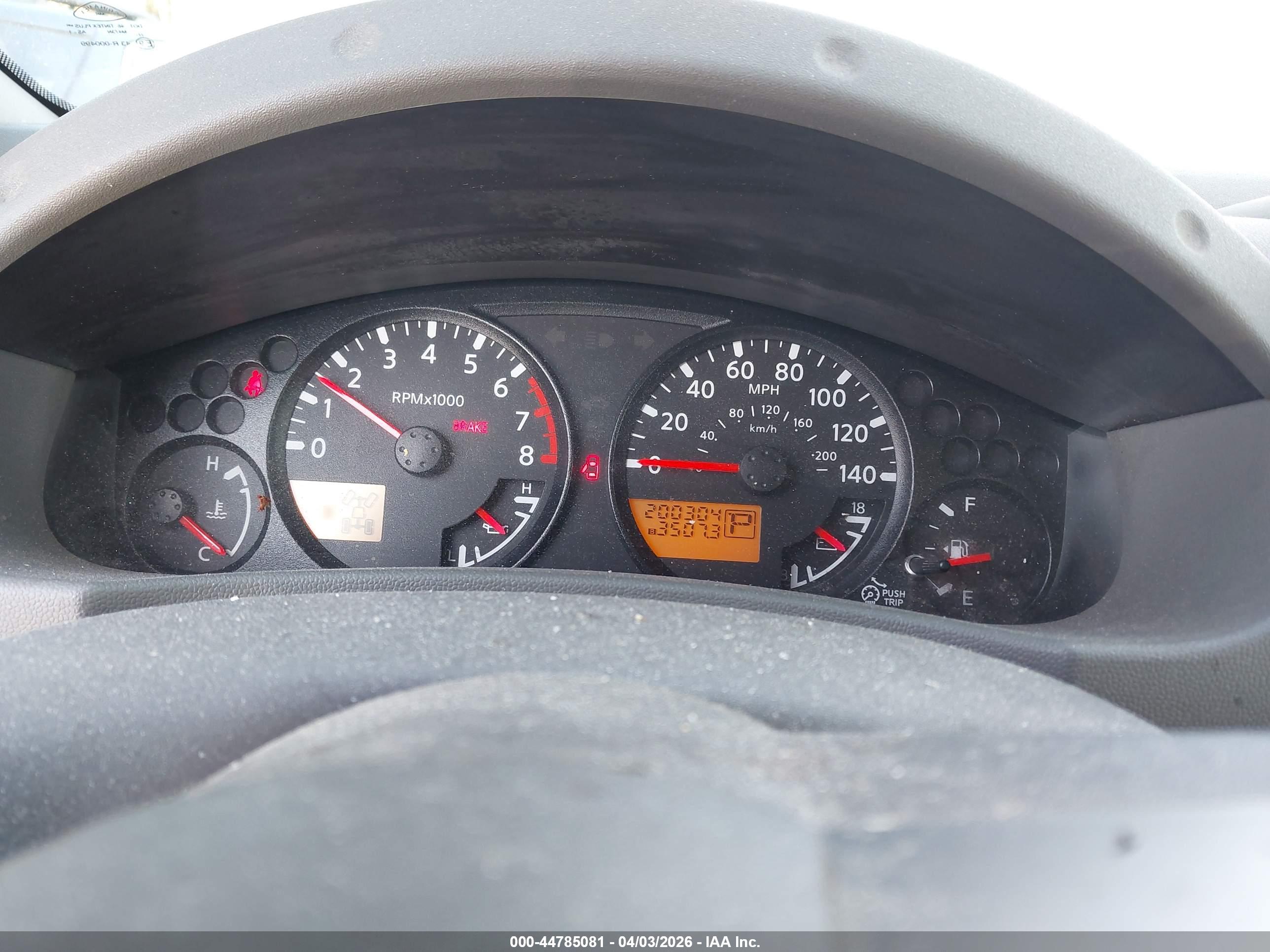 NISSAN FRONTIER image 7