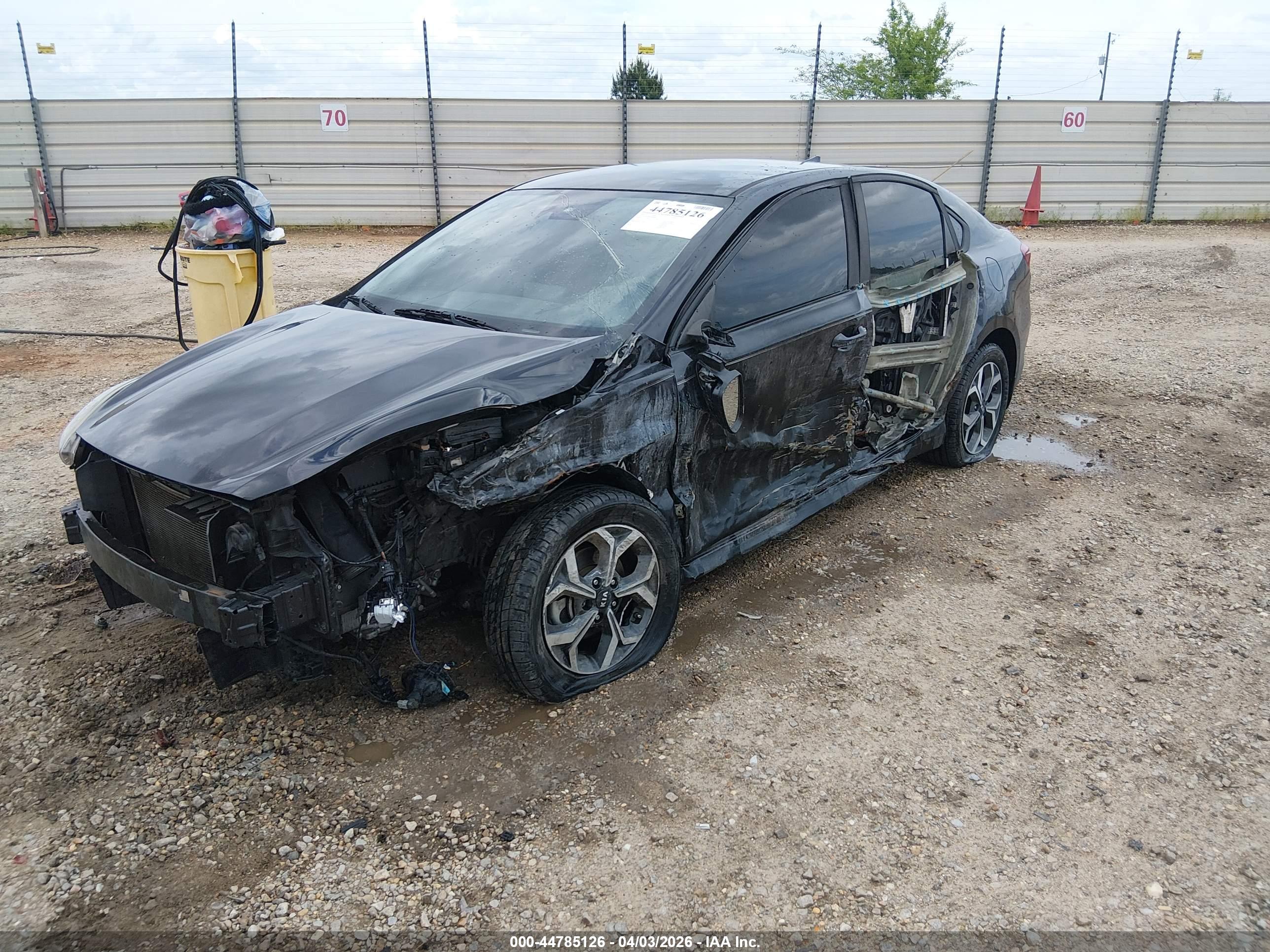 KIA FORTE image 2