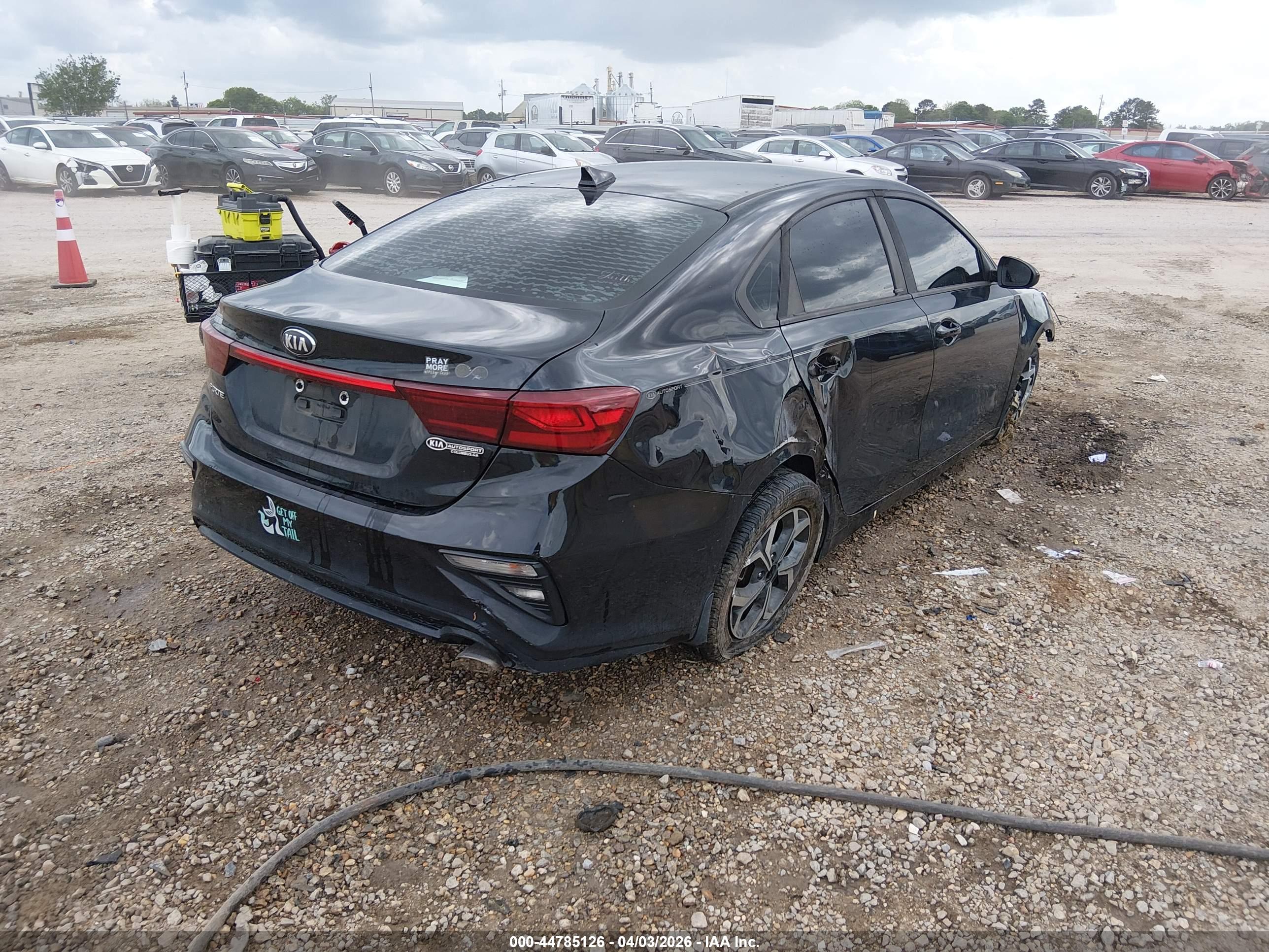KIA FORTE image 4