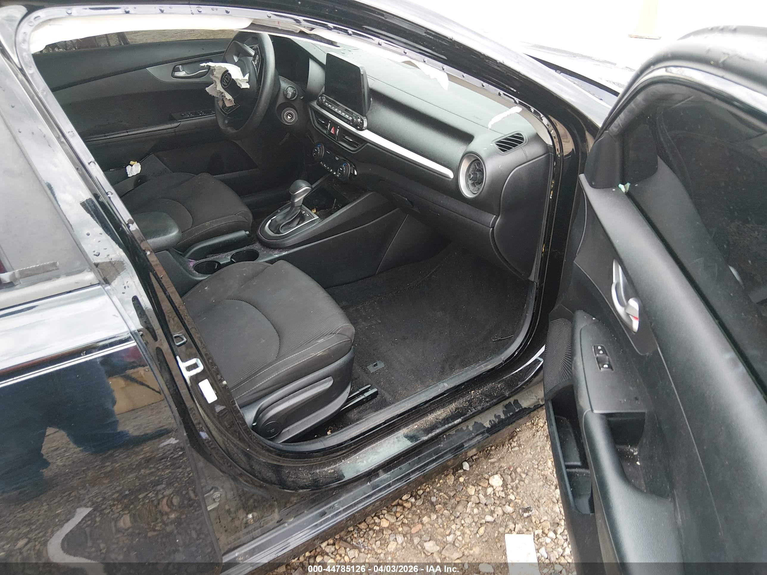 KIA FORTE image 5