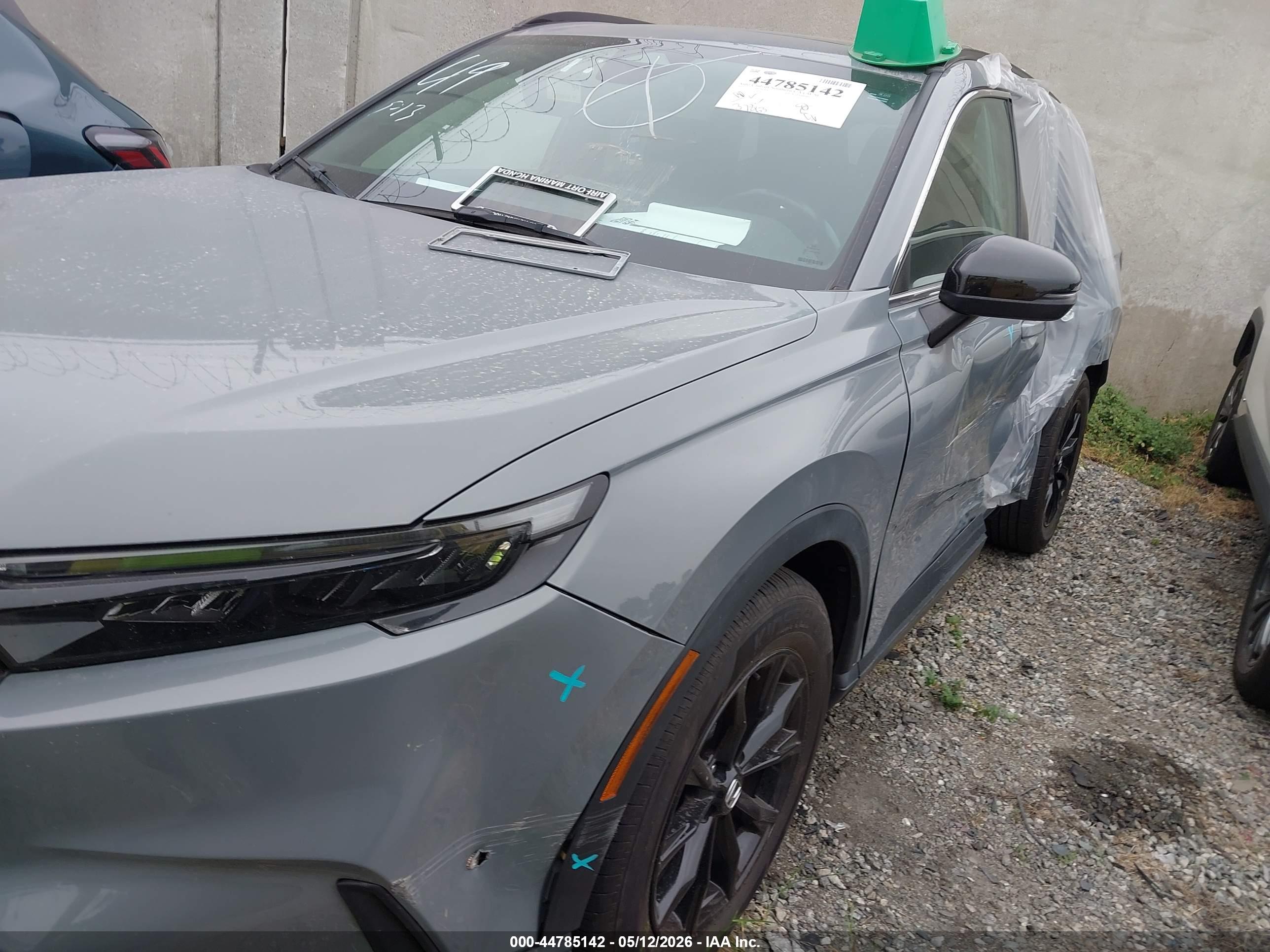 HONDA CR-V image 2