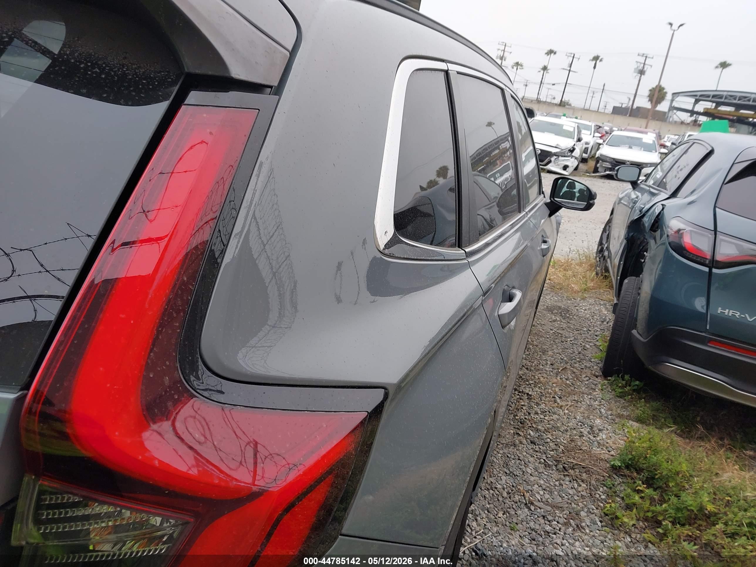 HONDA CR-V image 4