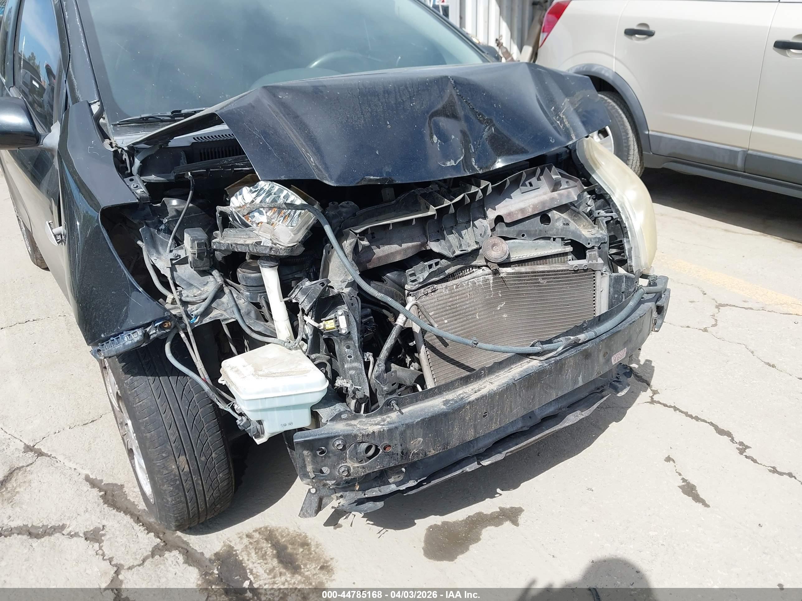 TOYOTA YARIS image 6