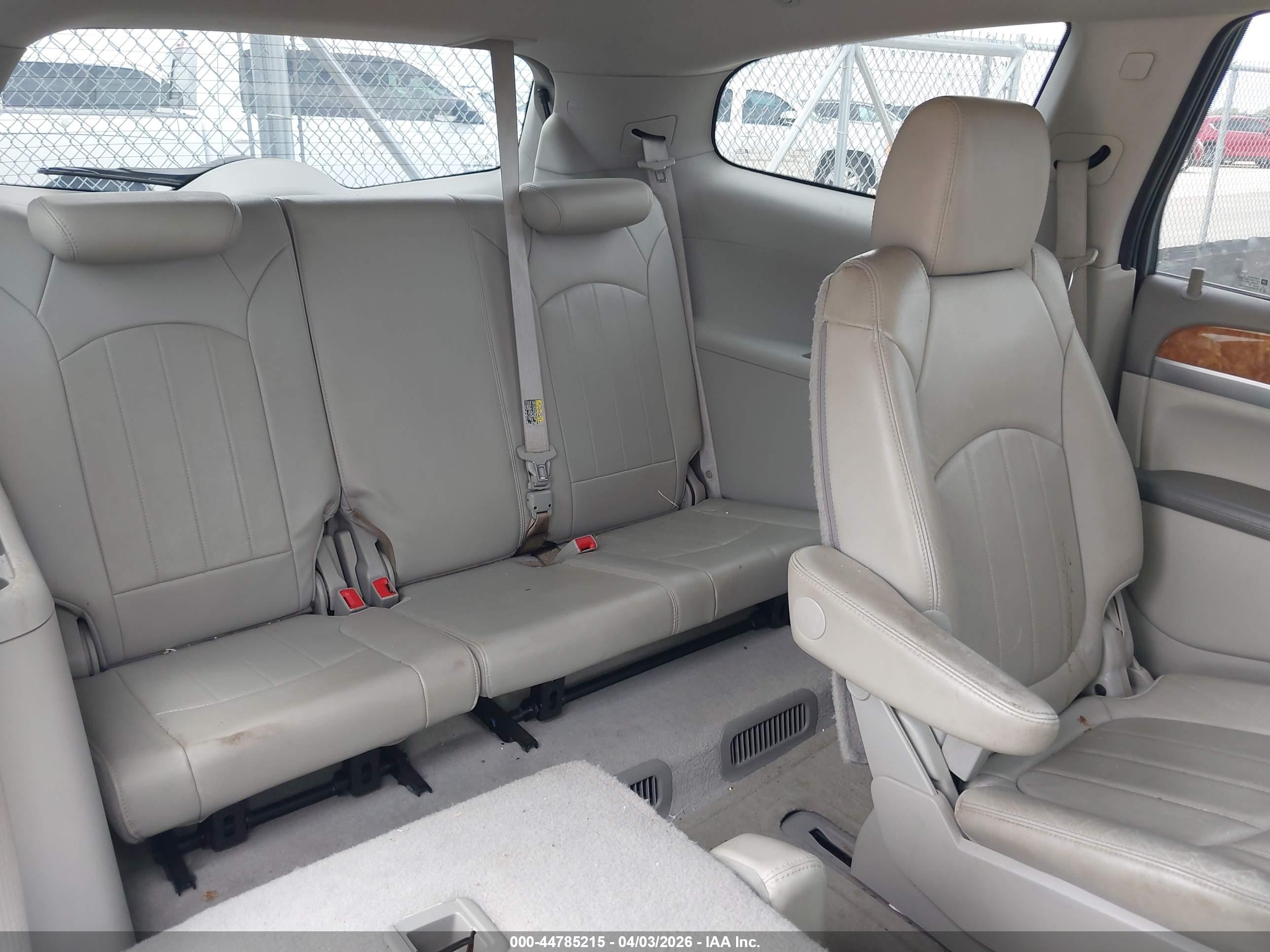 BUICK ENCLAVE image 8