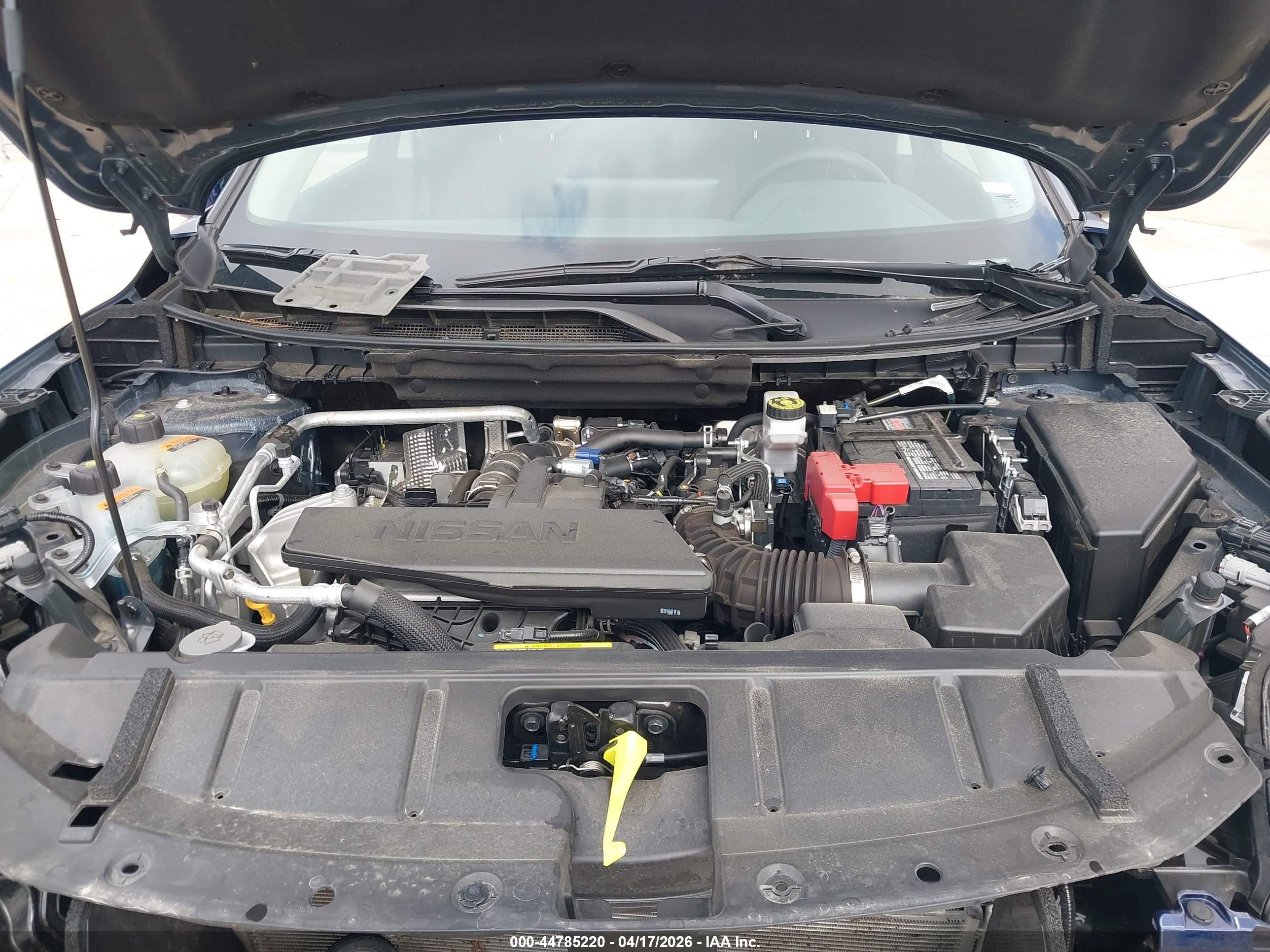 NISSAN ROGUE image 10