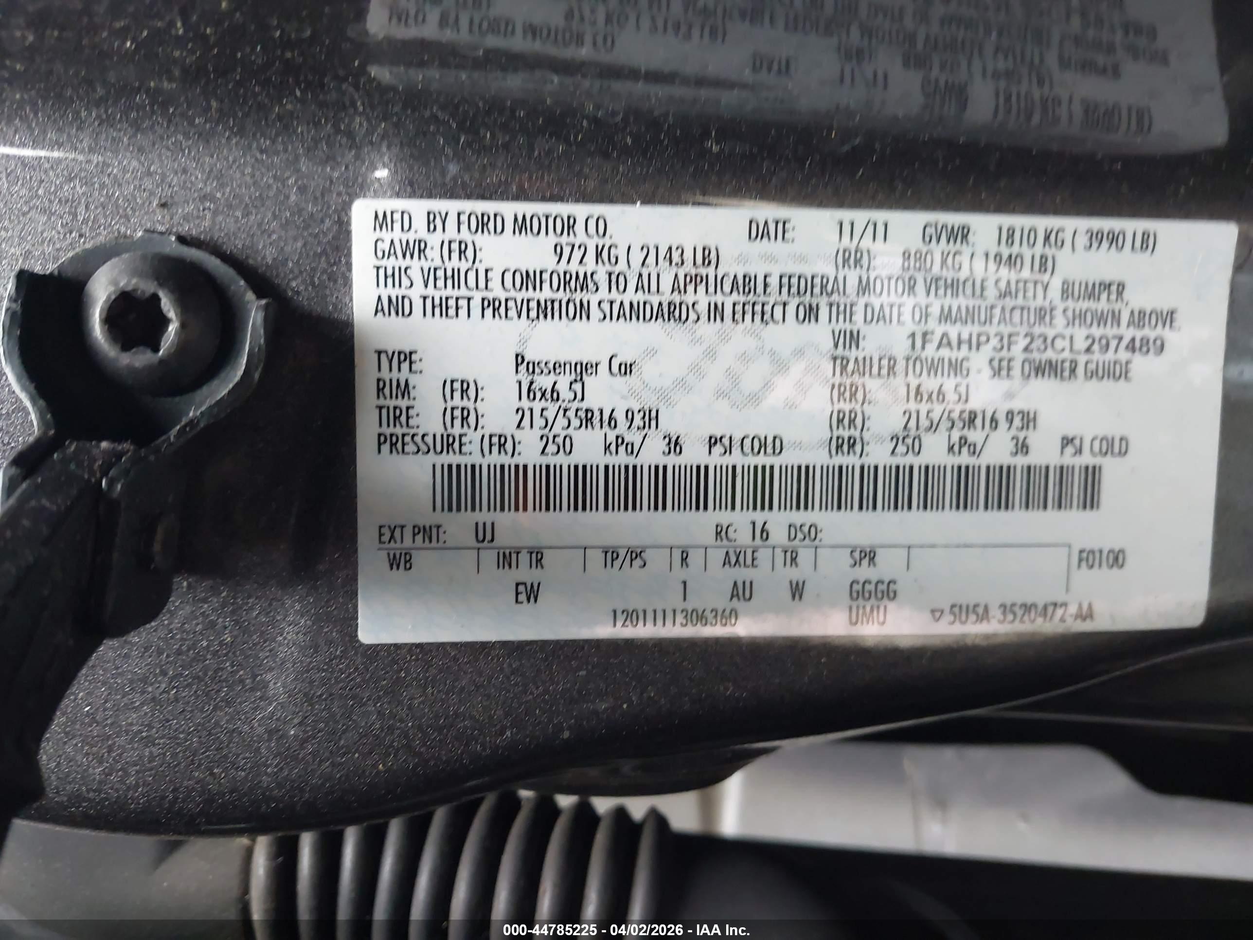 FORD FOCUS image 9