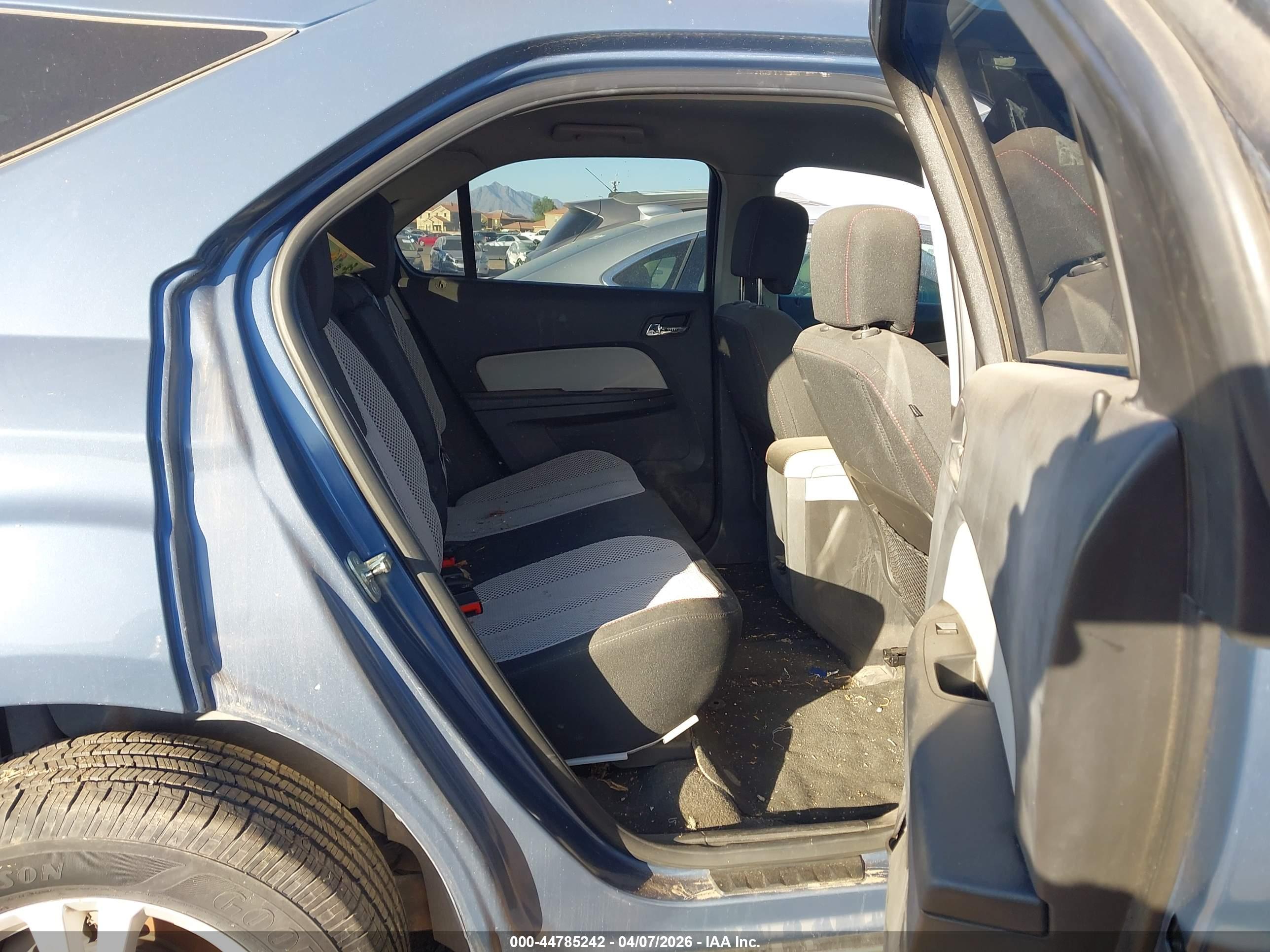 CHEVROLET EQUINOX image 8