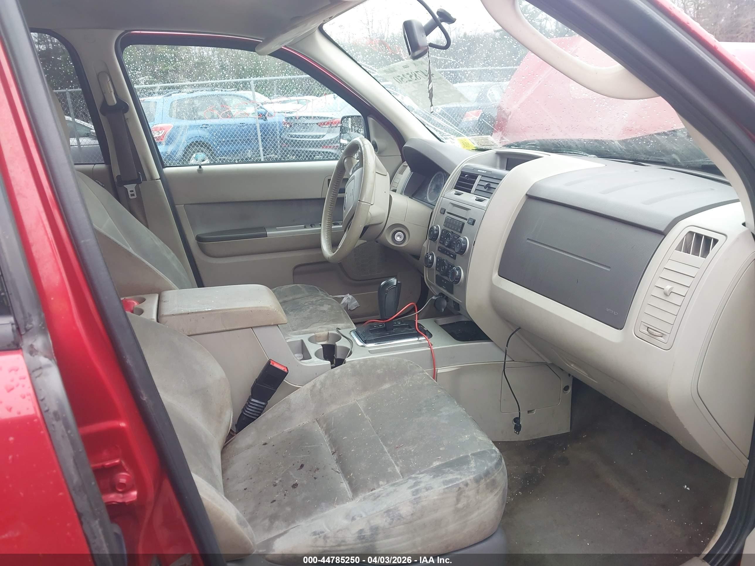 FORD ESCAPE image 5