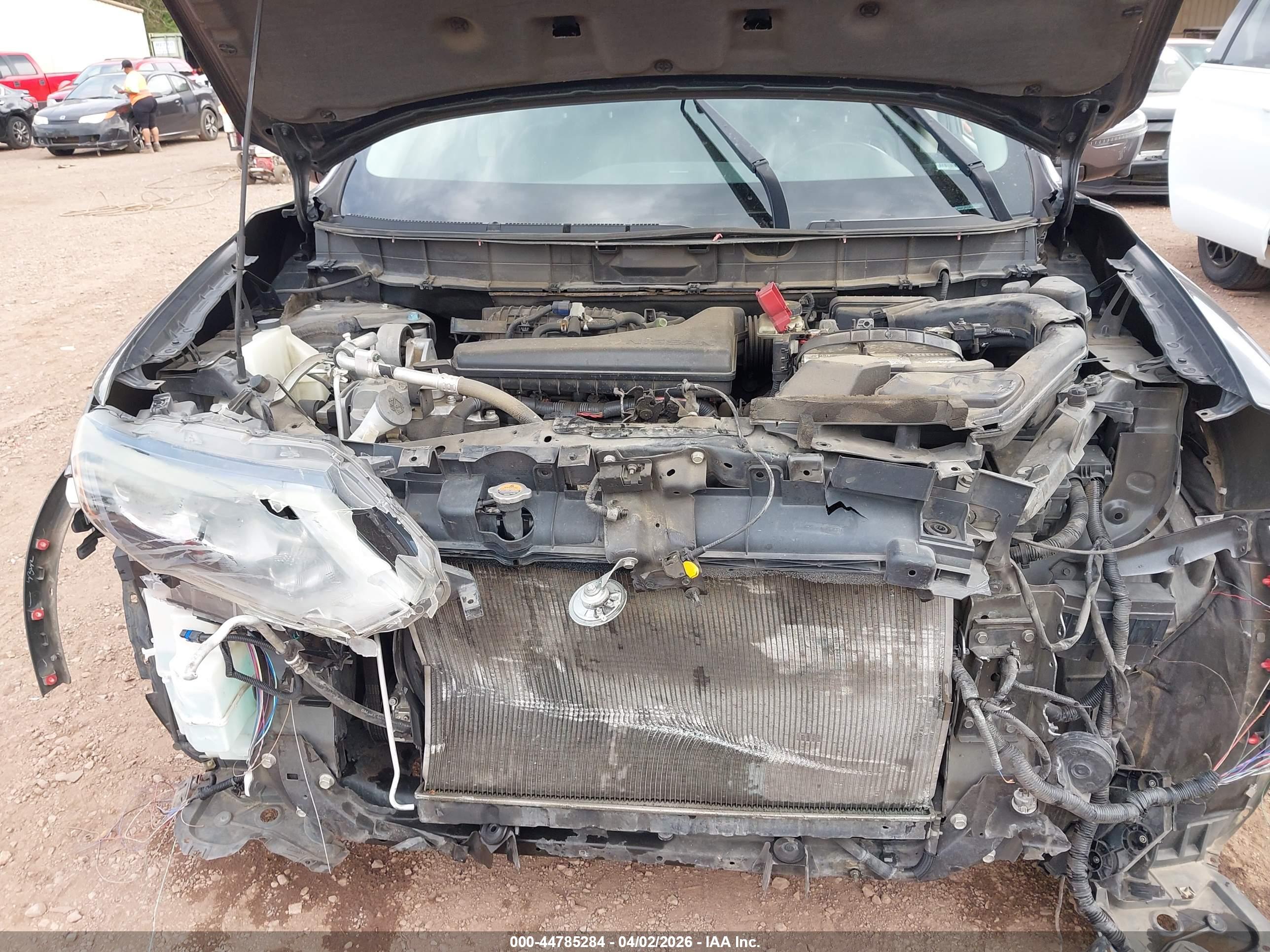 NISSAN ROGUE image 10