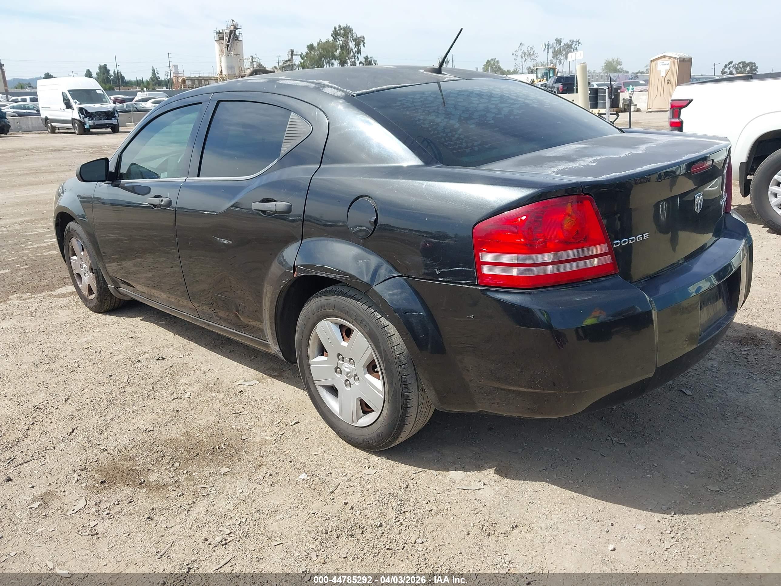 DODGE AVENGER image 3