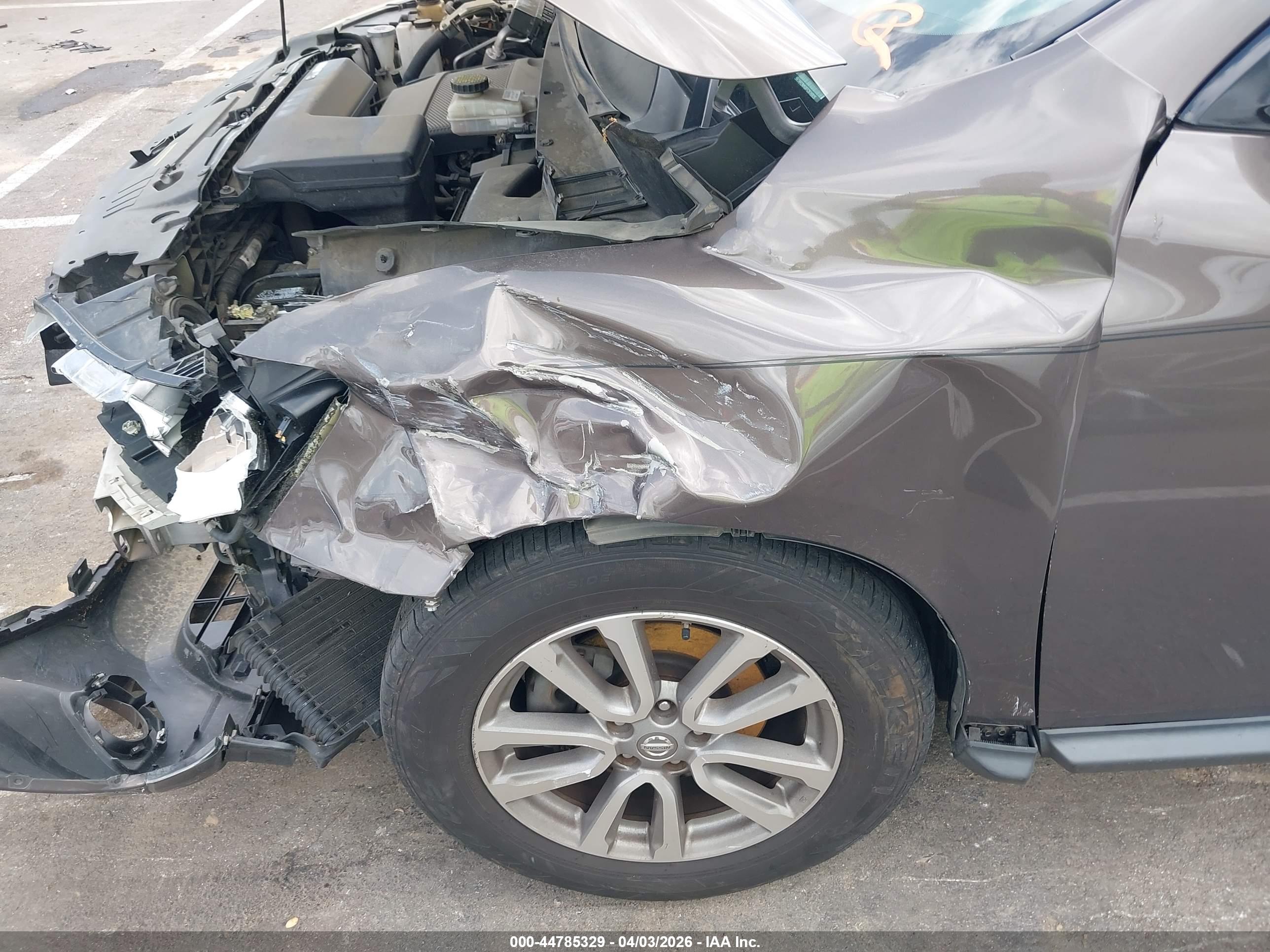 NISSAN PATHFINDER image 6