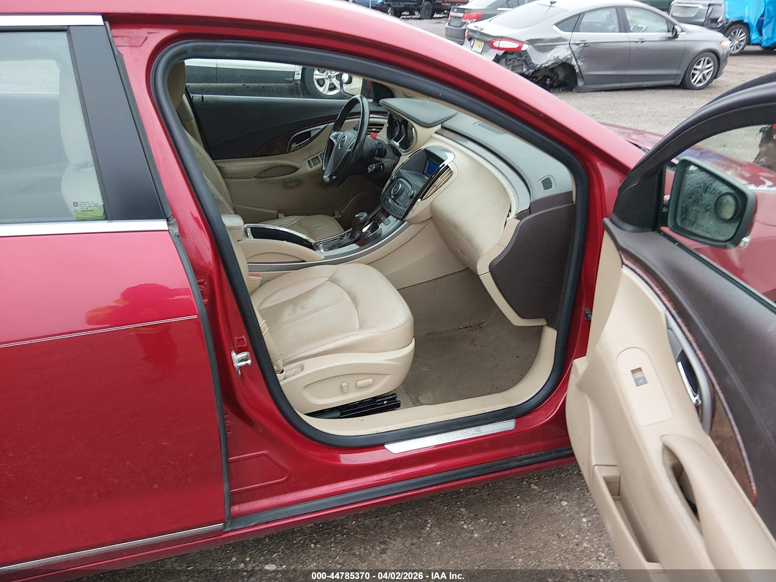 BUICK LACROSSE image 5