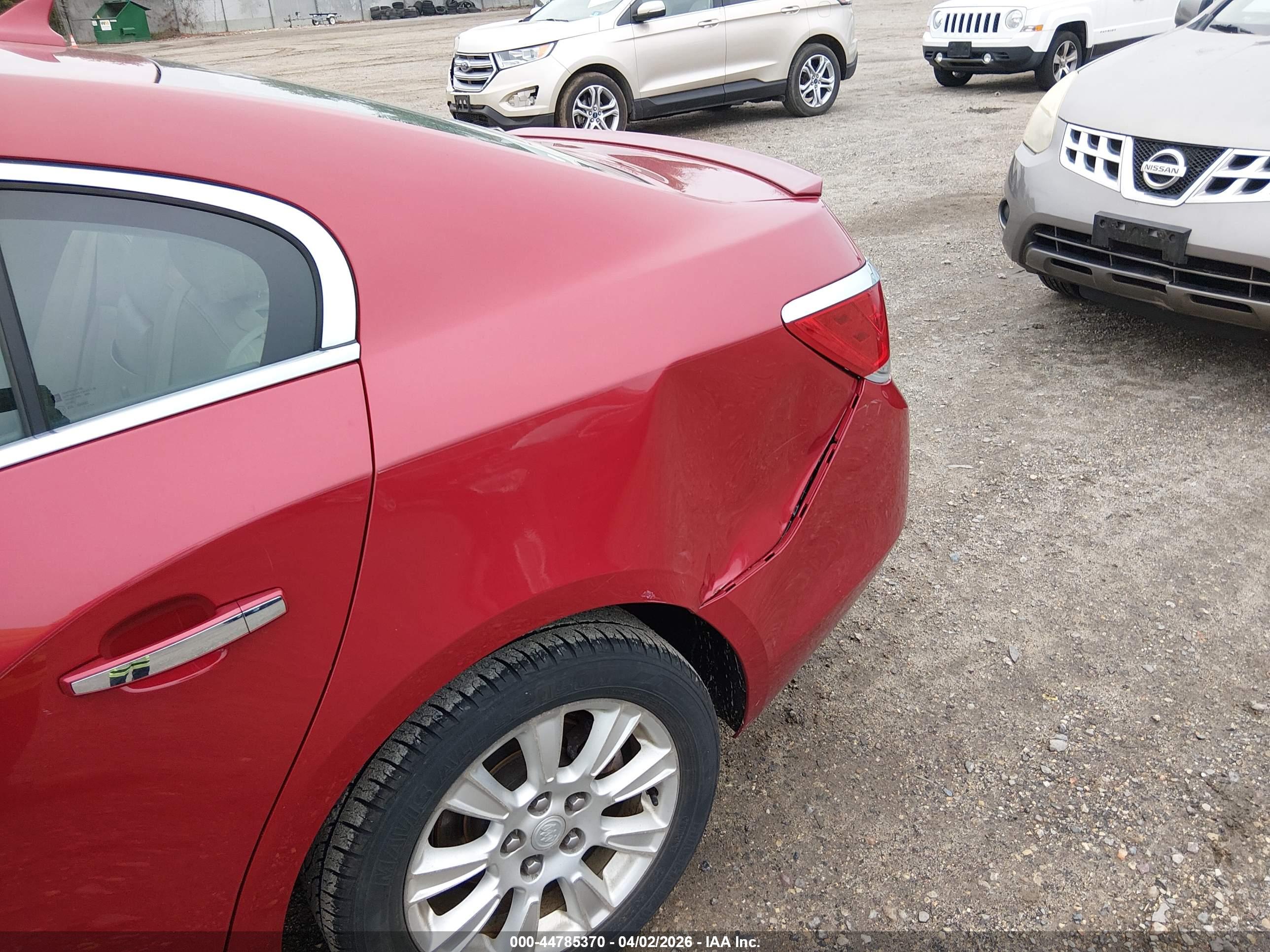 BUICK LACROSSE image 6