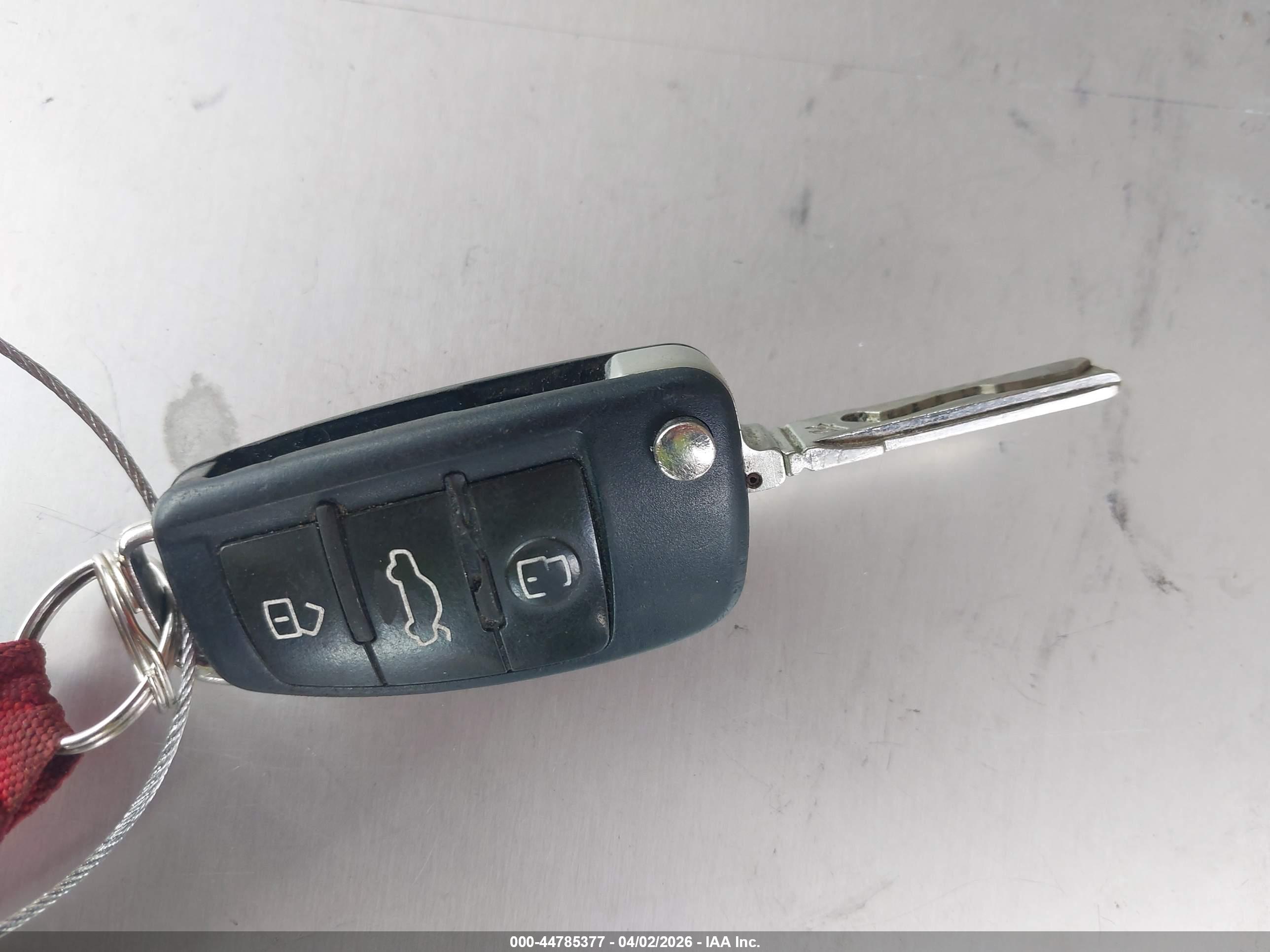 AUDI A4 image 11