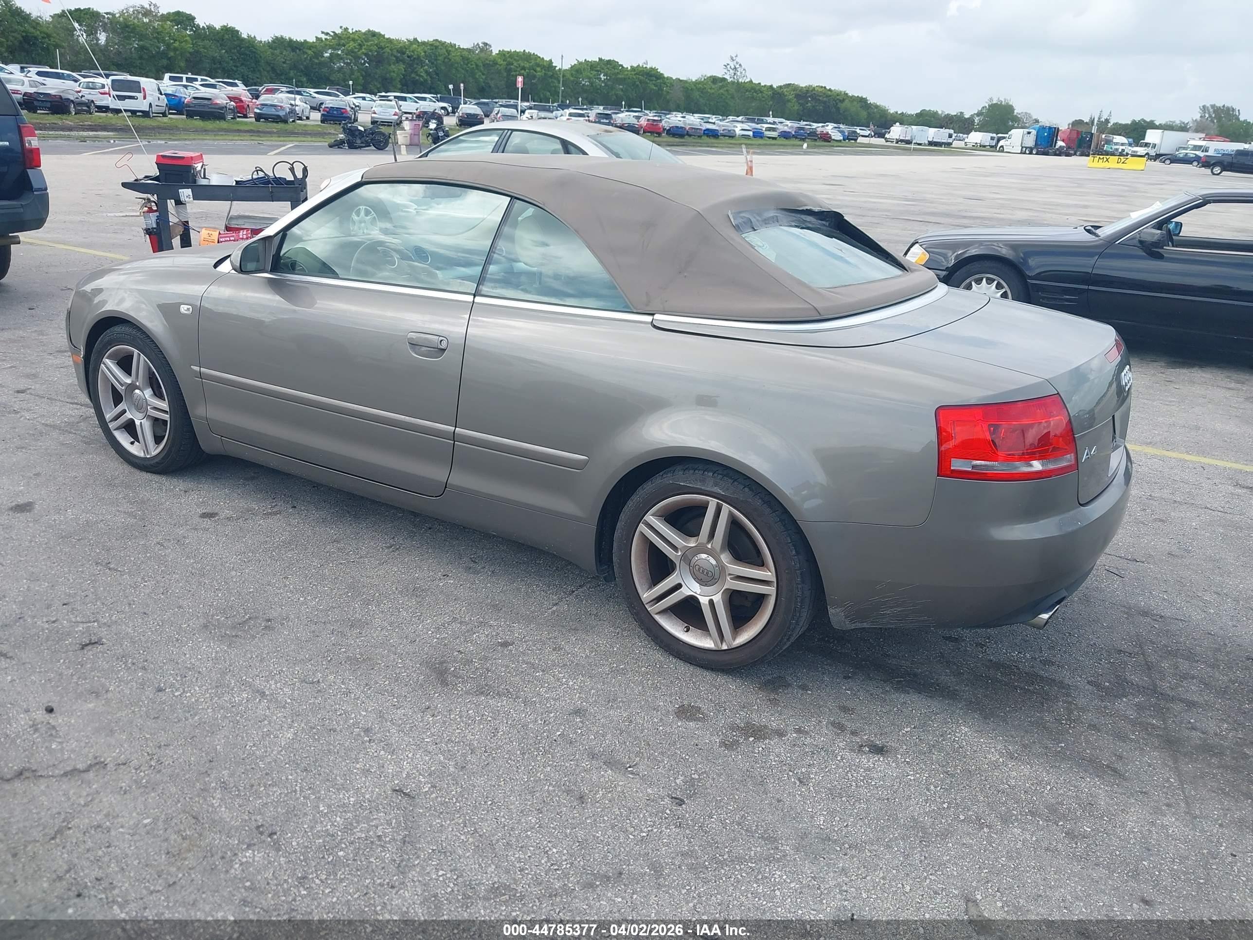AUDI A4 image 3